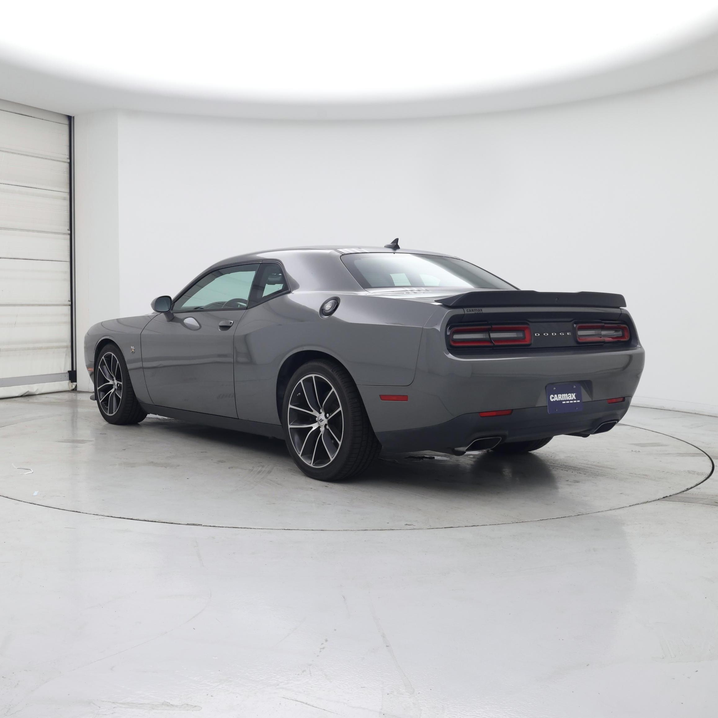 Thumbnail: 2017 Dodge Challenger - 2