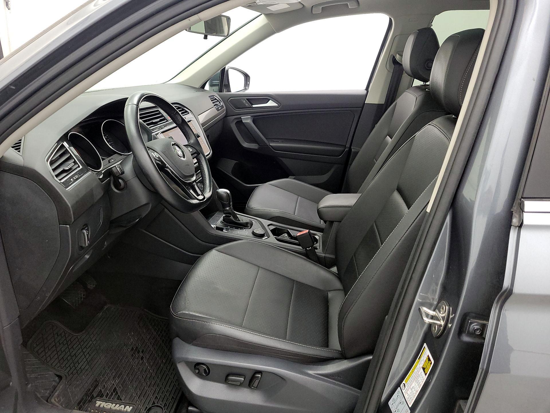 Thumbnail: 2019 Volkswagen Tiguan - 11