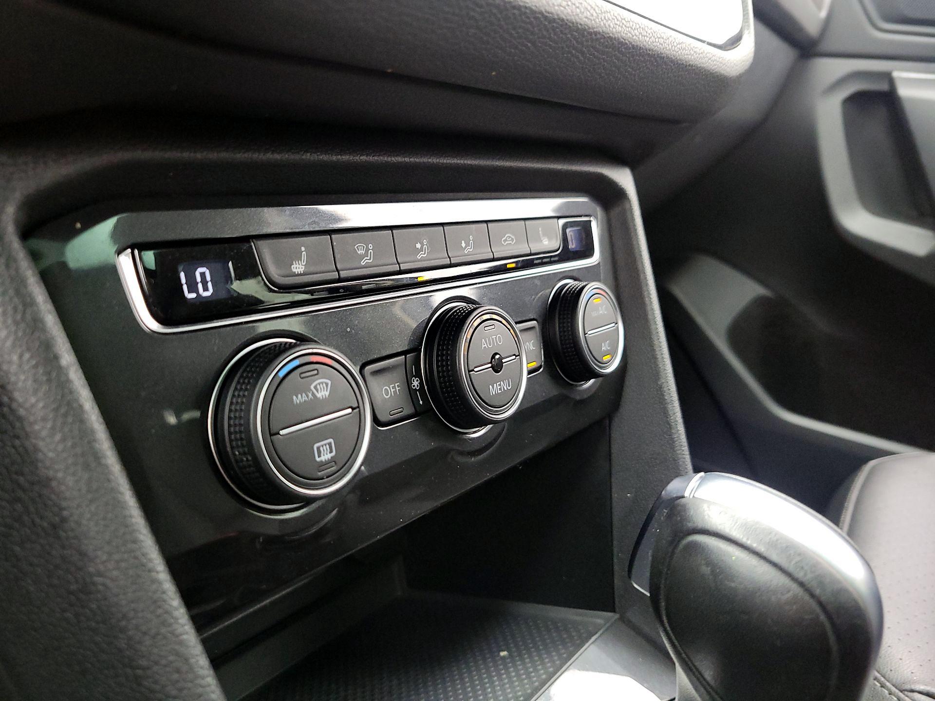 Thumbnail: 2019 Volkswagen Tiguan - 15
