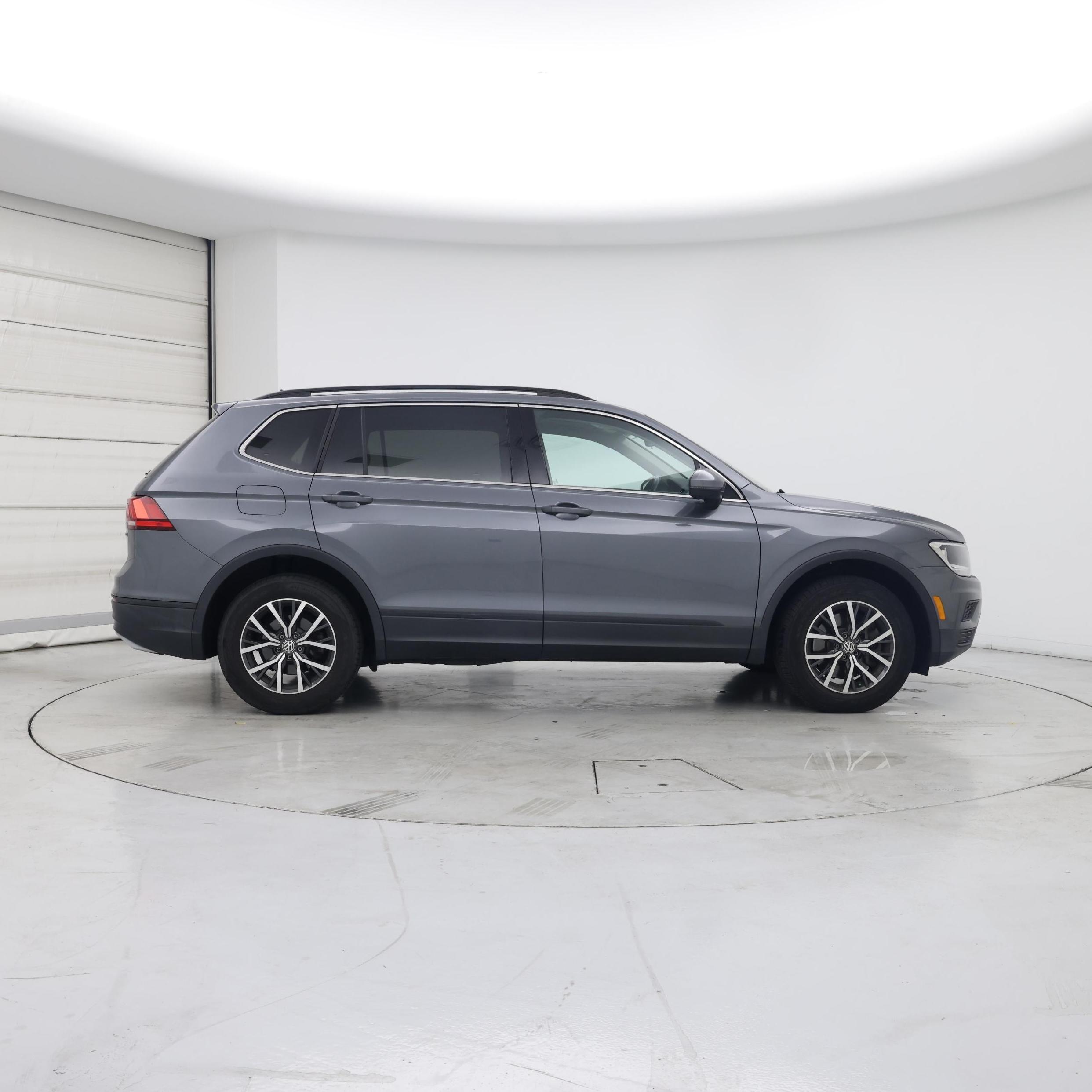 Thumbnail: 2019 Volkswagen Tiguan - 7