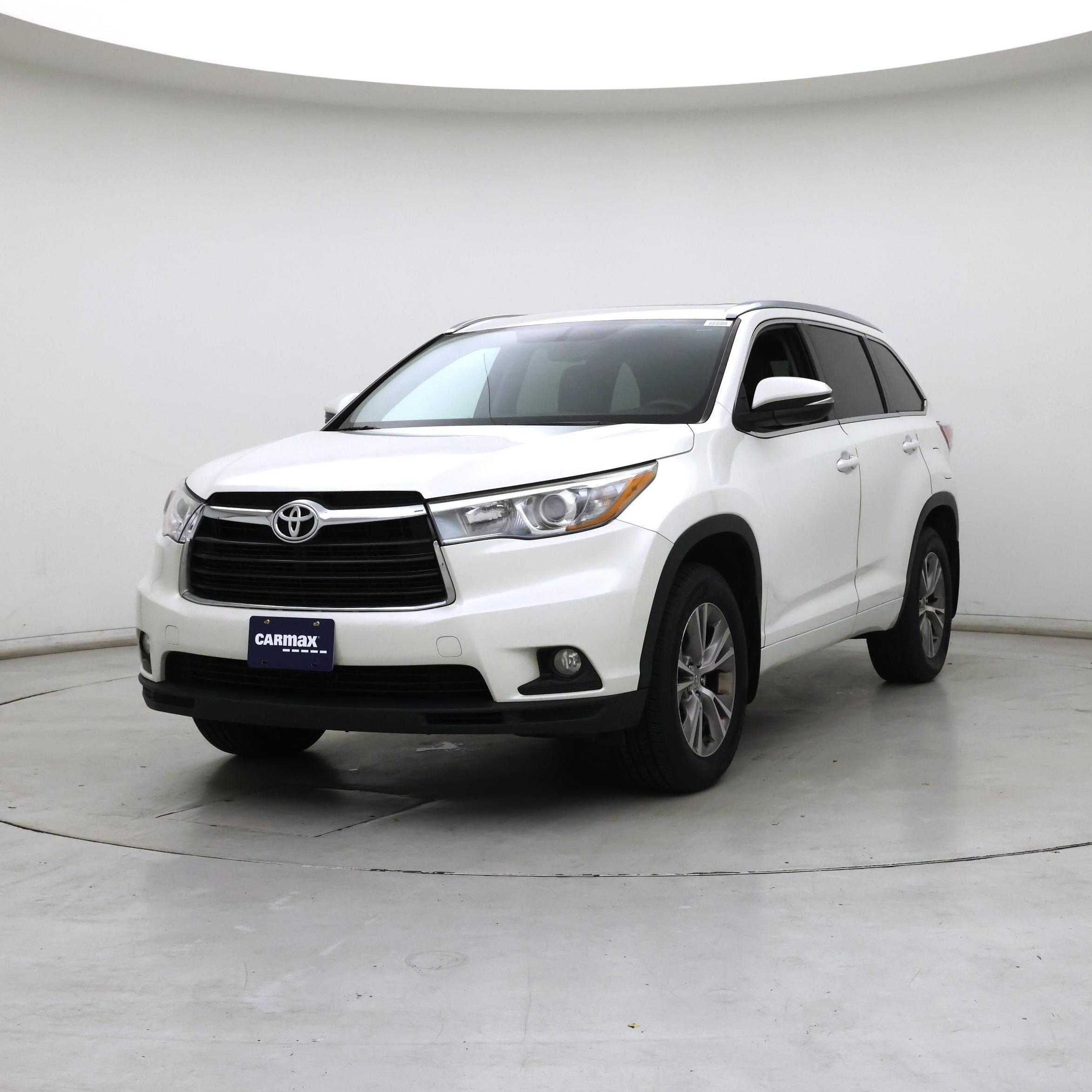 Thumbnail: 2015 Toyota Highlander - 4