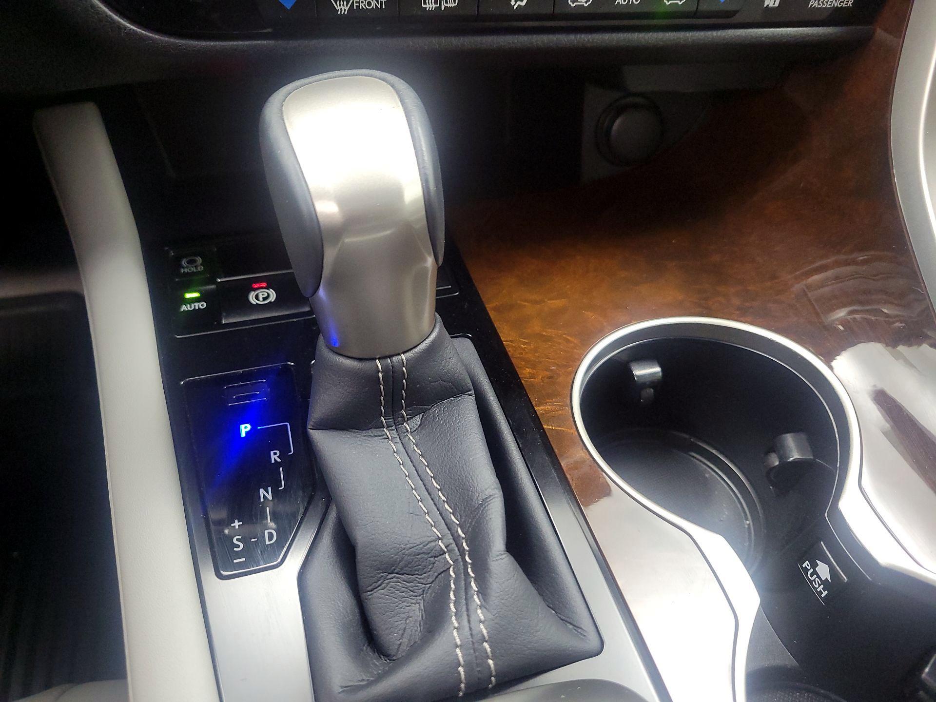 Thumbnail: 2017 Lexus RX - 18