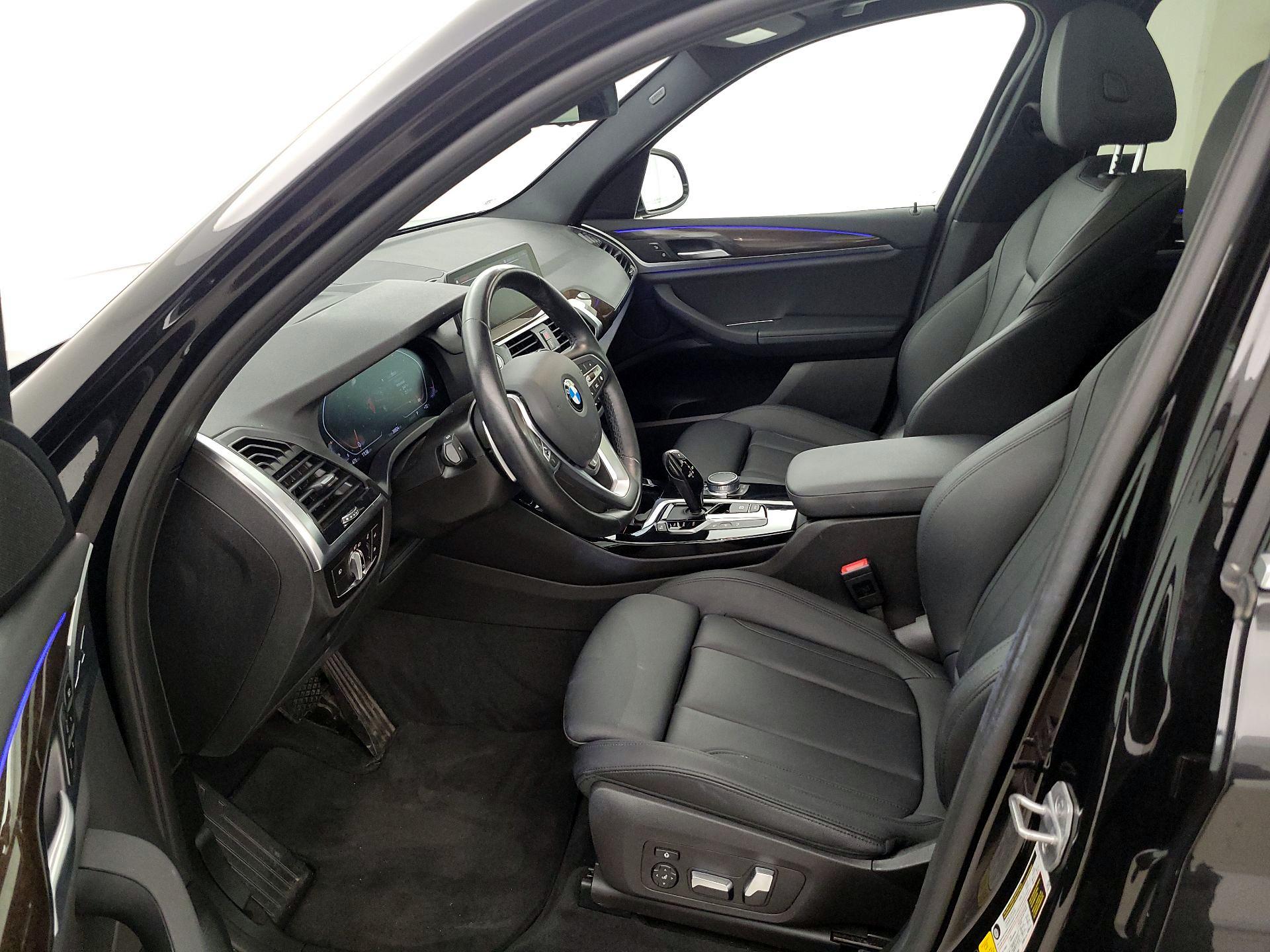 Thumbnail: 2021 BMW X3 - 11