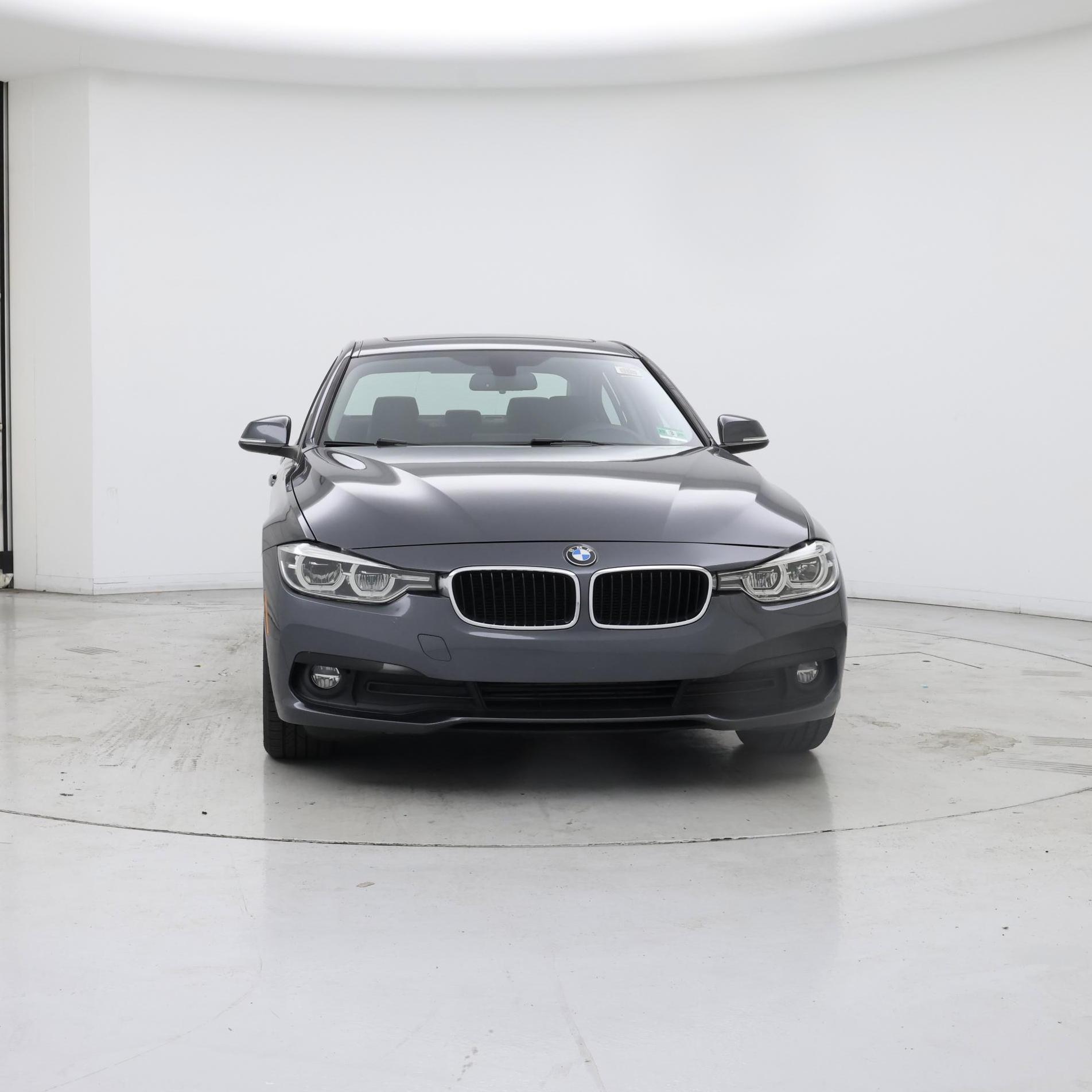 Thumbnail: 2018 BMW 3 Series - 5