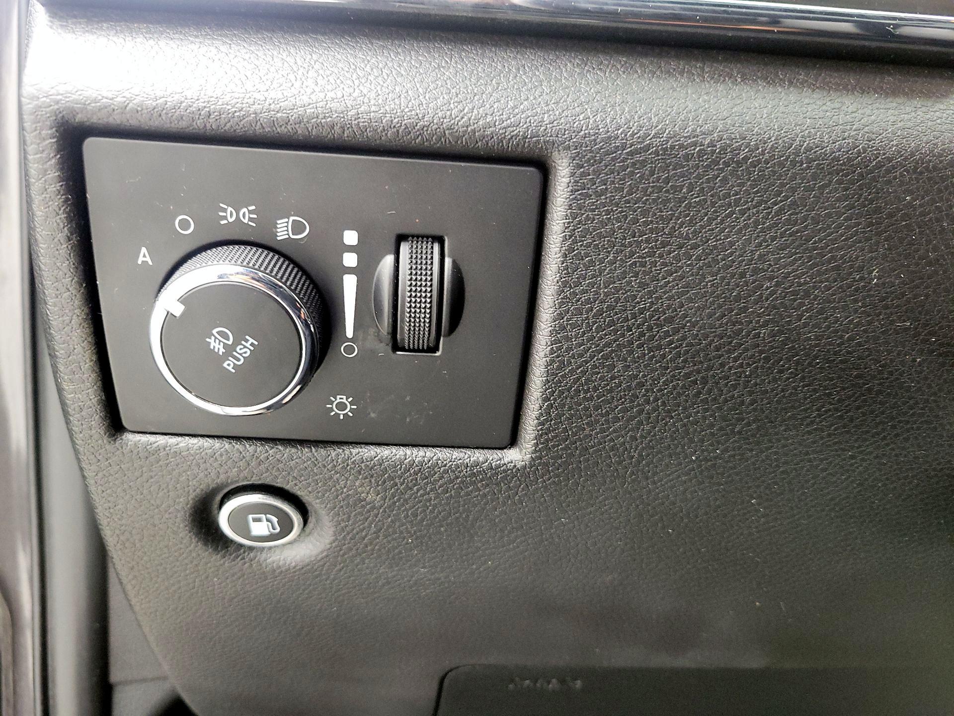 Thumbnail: 2021 Jeep Grand Cherokee - 13