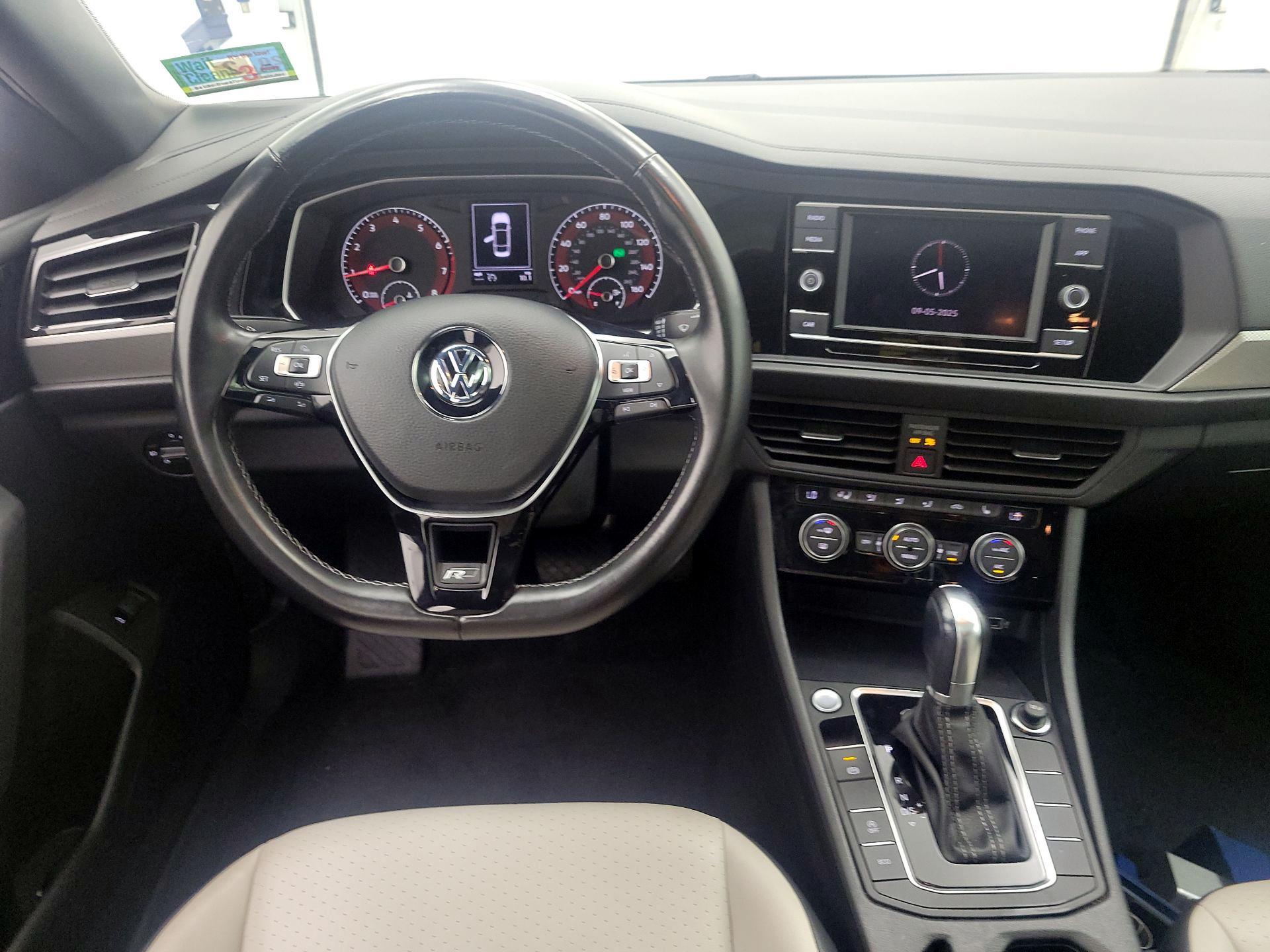 Thumbnail: 2019 Volkswagen Jetta - 10