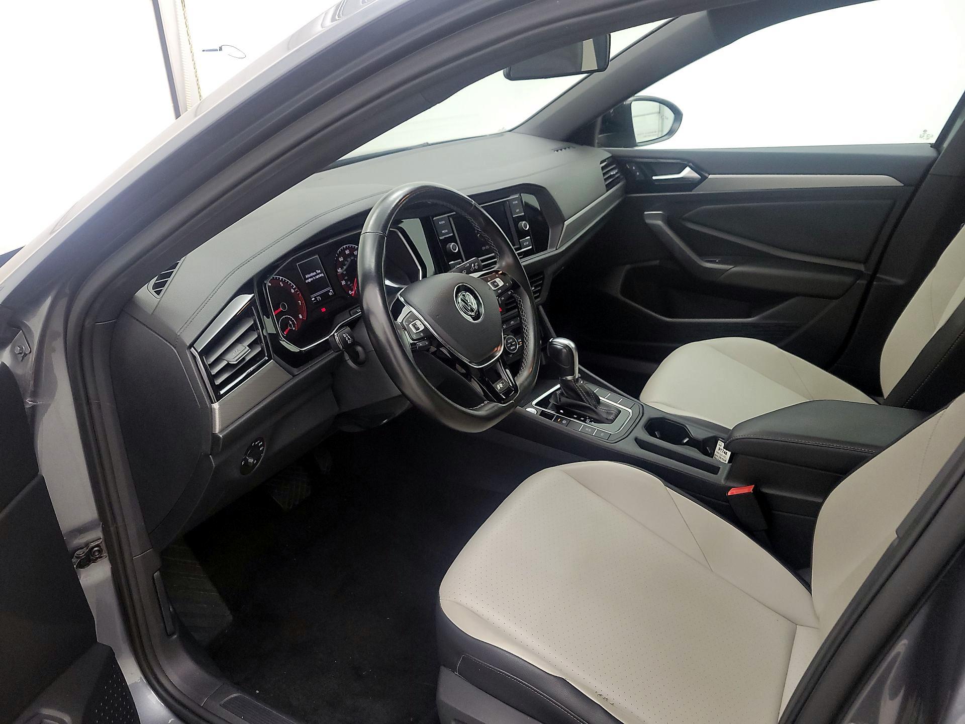 Thumbnail: 2019 Volkswagen Jetta - 11