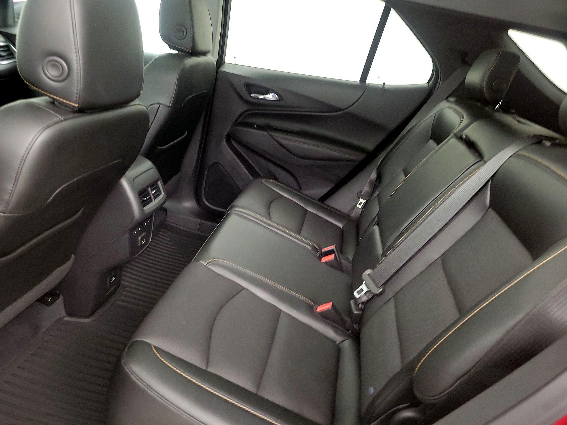 Thumbnail: 2020 Chevrolet Equinox - 20