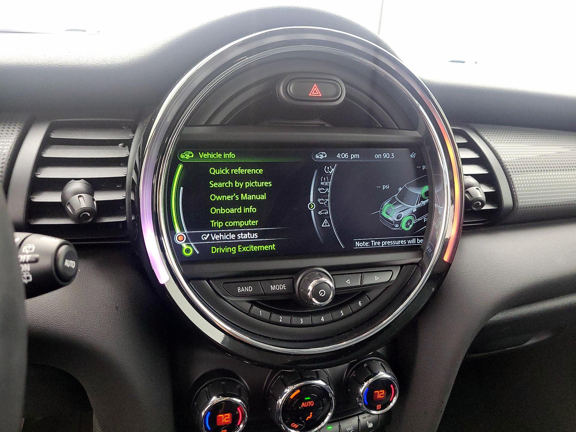 Thumbnail: 2016 MINI Cooper Hardtop - 15