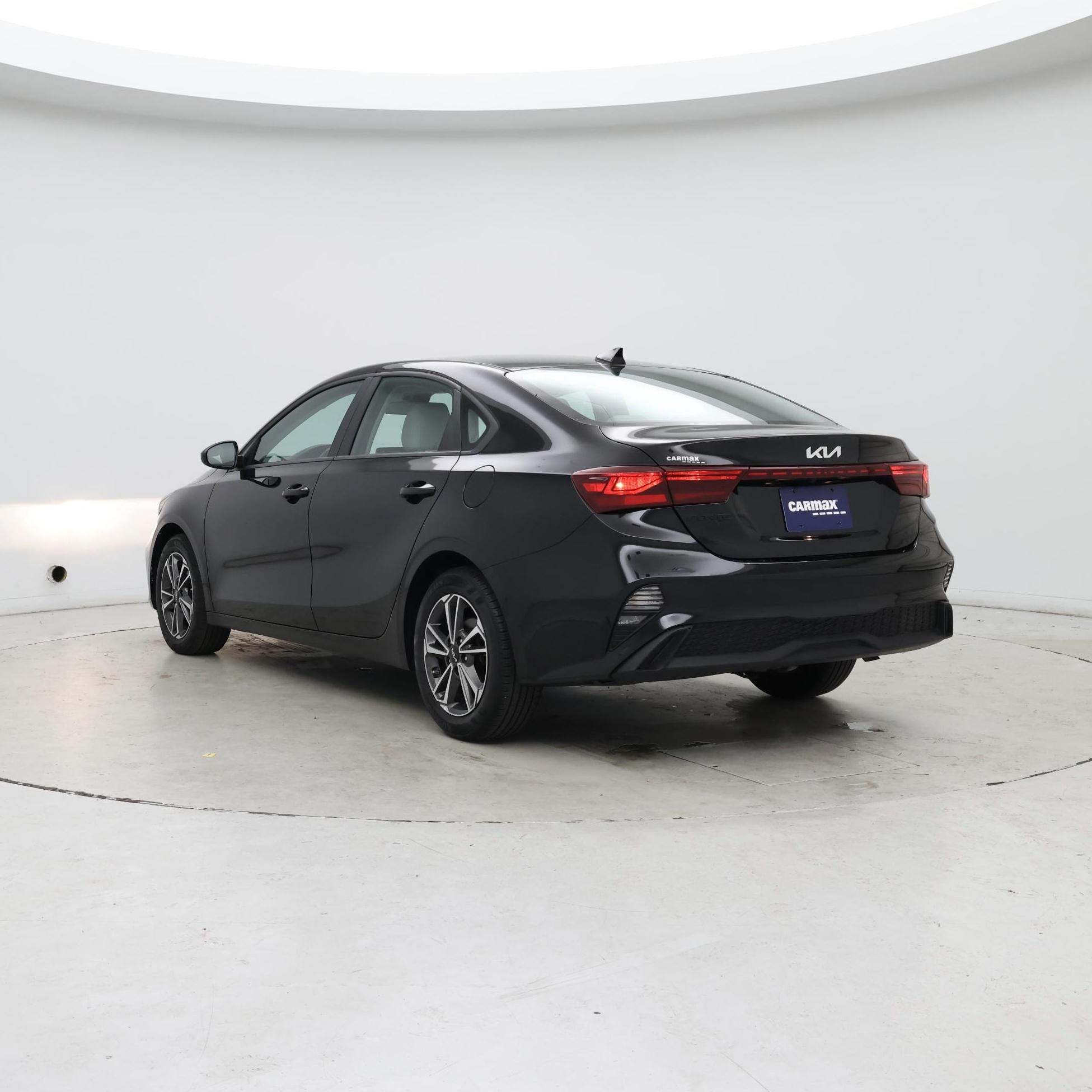 Thumbnail: 2023 Kia Forte - 2