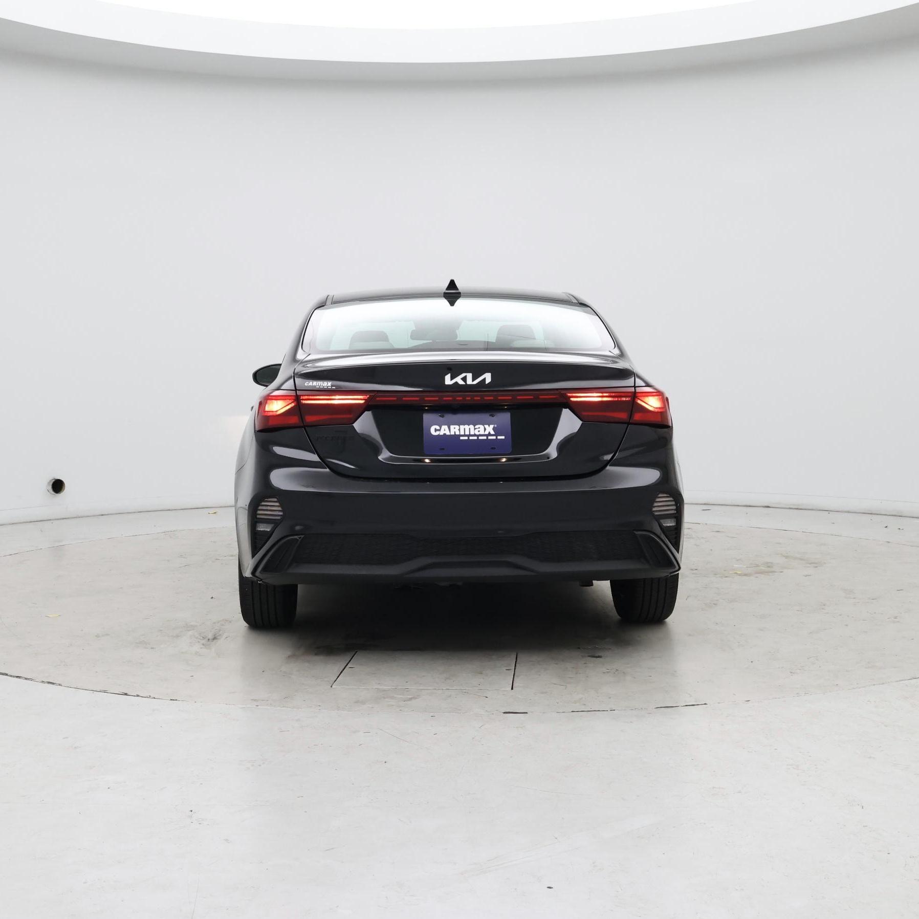Thumbnail: 2023 Kia Forte - 6