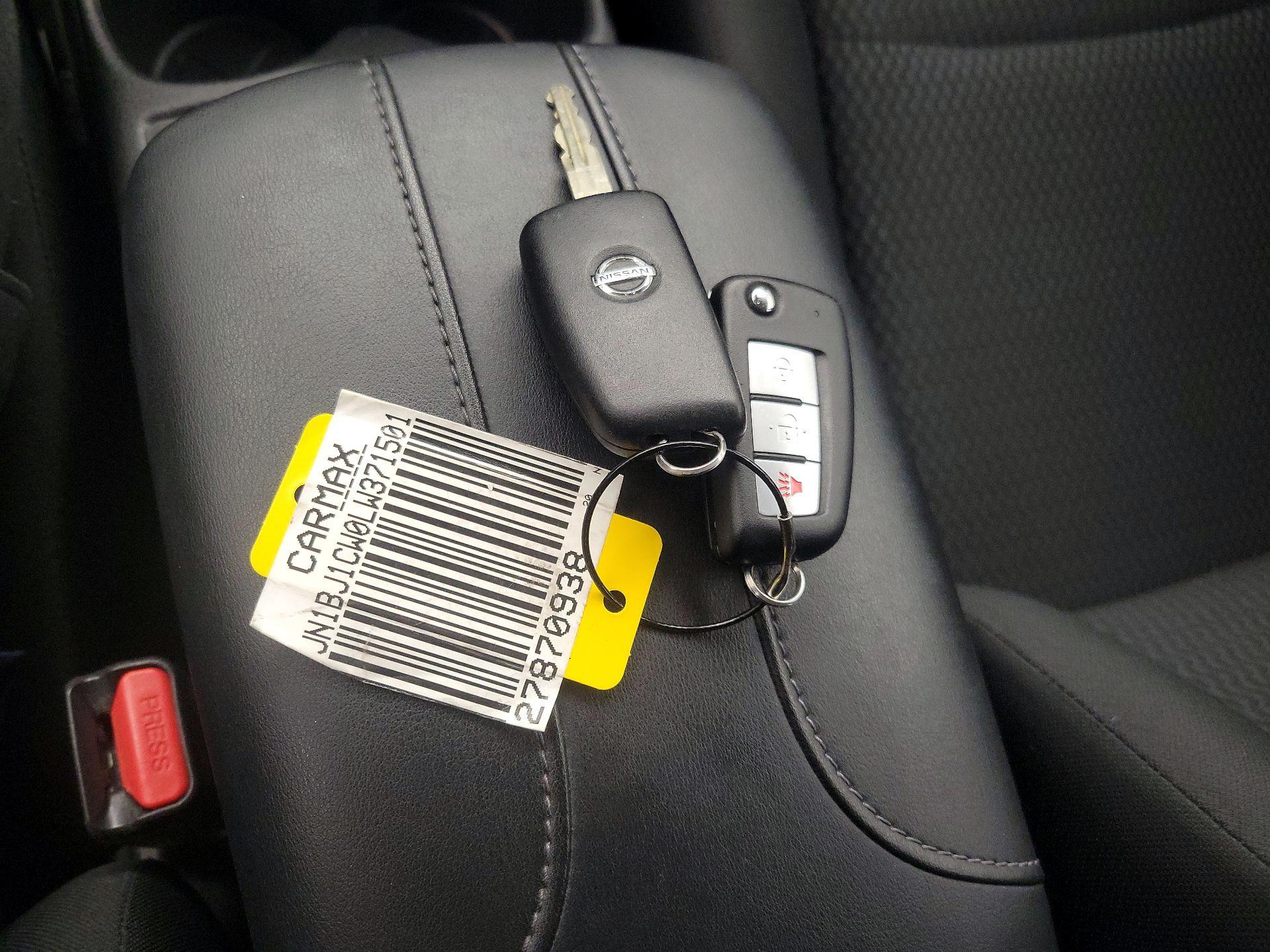 Thumbnail: 2020 Nissan Rogue Sport - 20