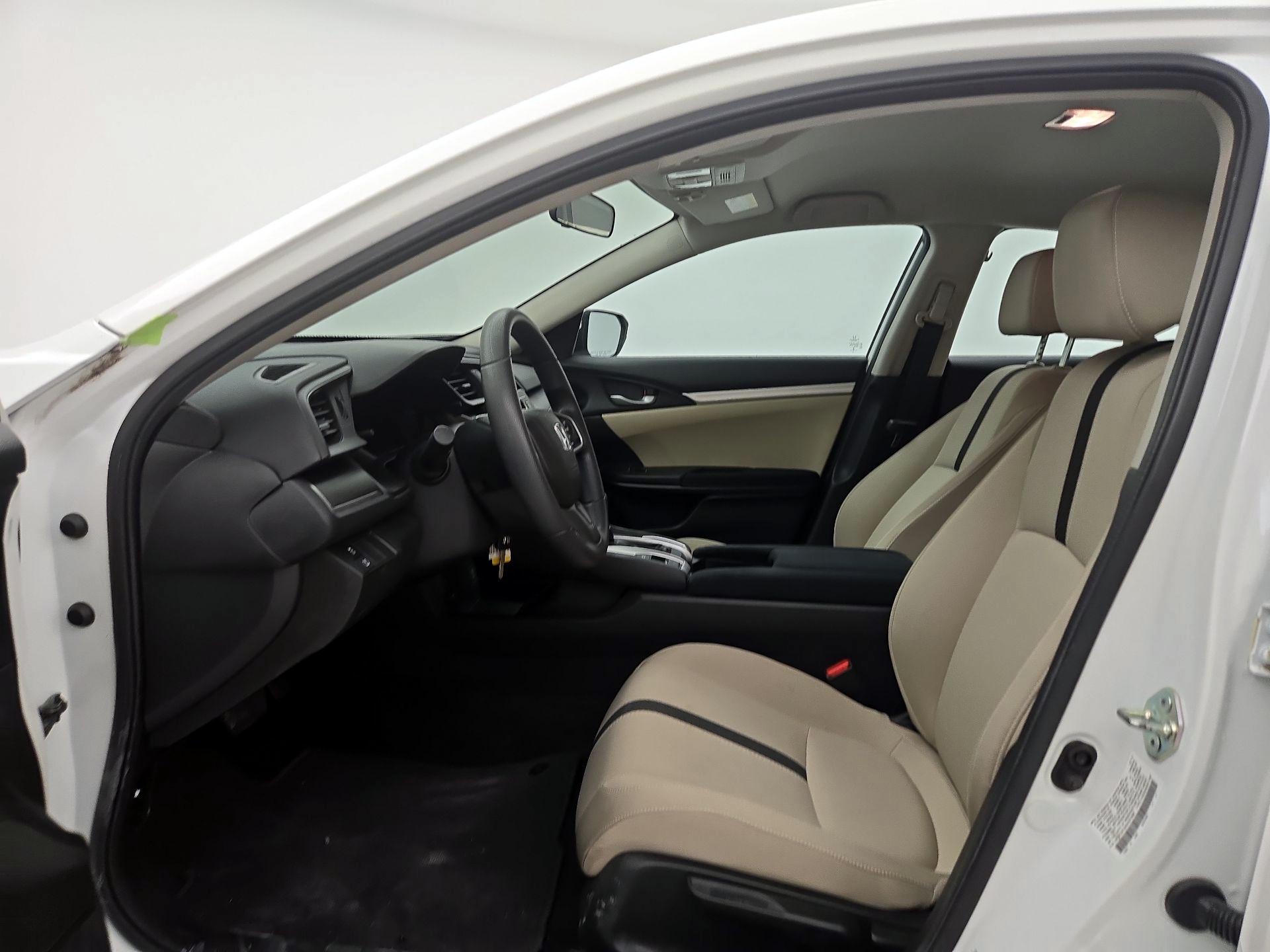 Thumbnail: 2016 Honda Civic - 11