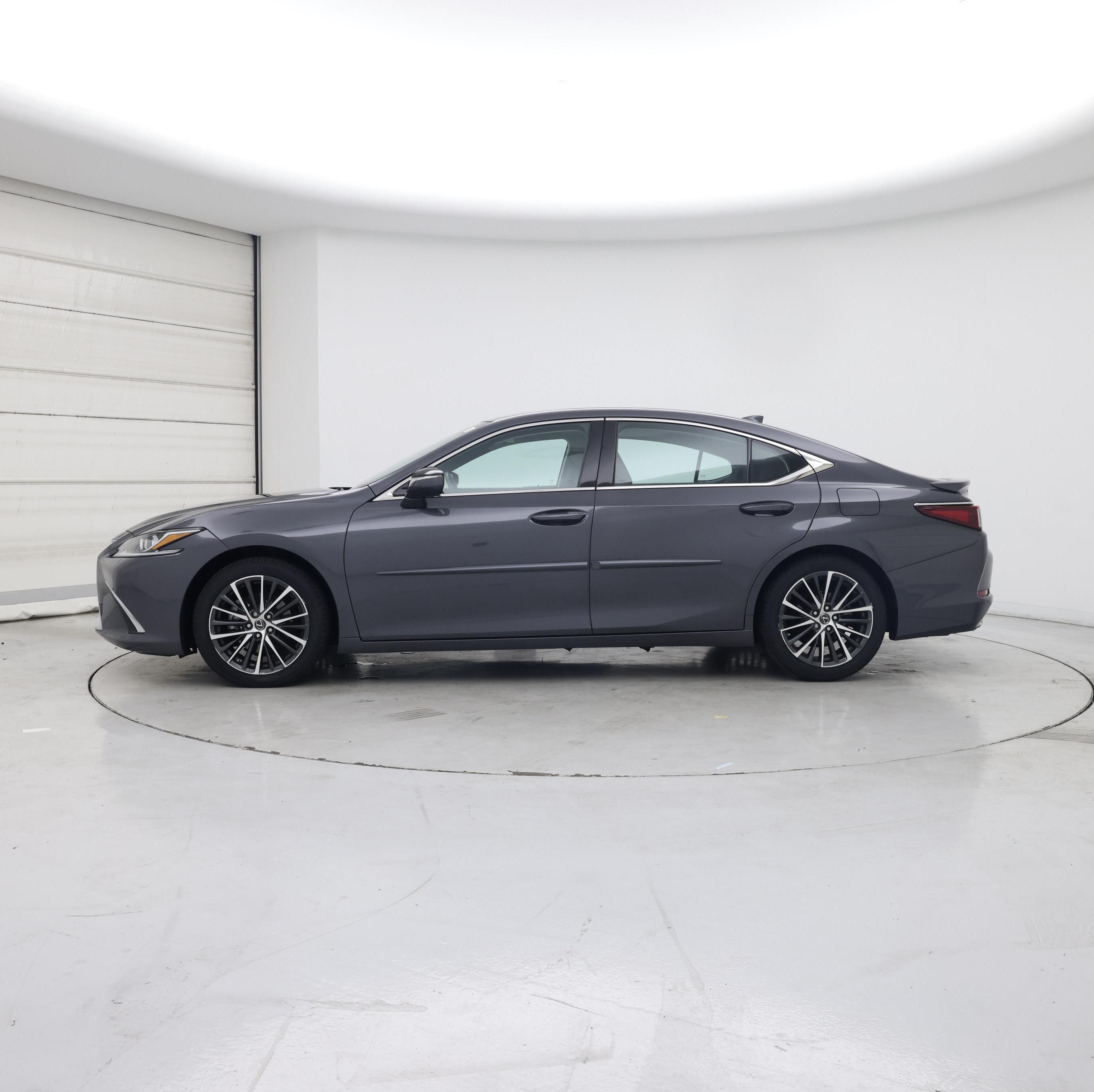 Thumbnail: 2023 Lexus ES - 3