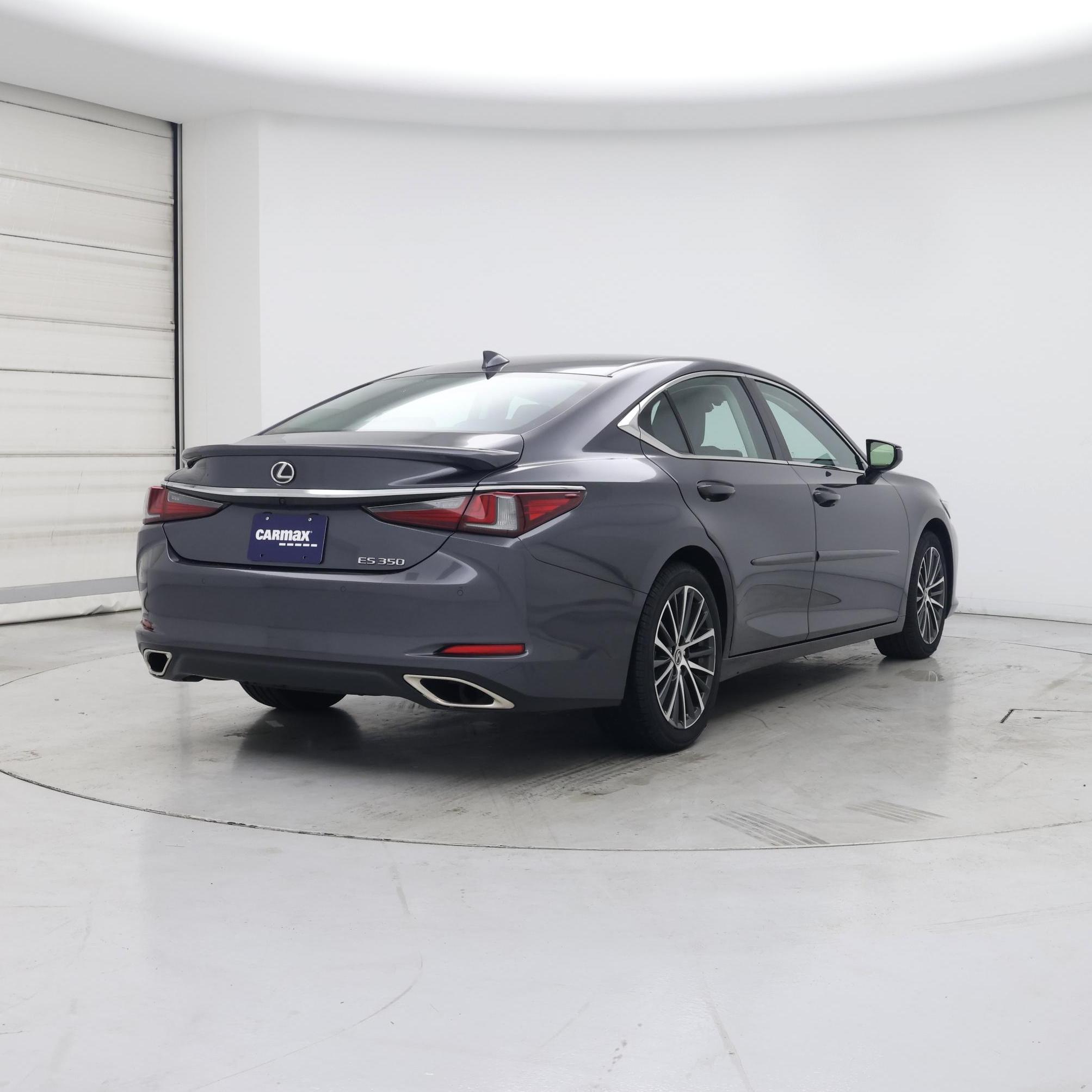 Thumbnail: 2023 Lexus ES - 8