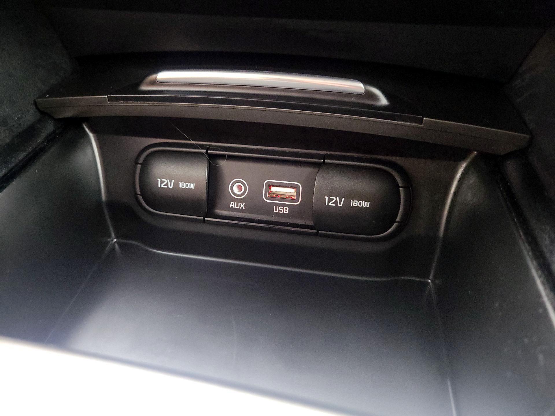 Thumbnail: 2019 Kia Optima - 18