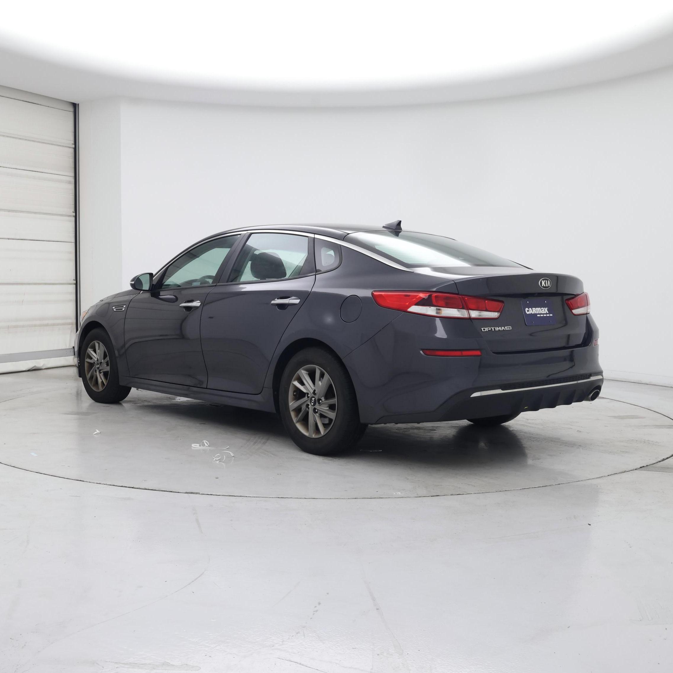 Thumbnail: 2019 Kia Optima - 2