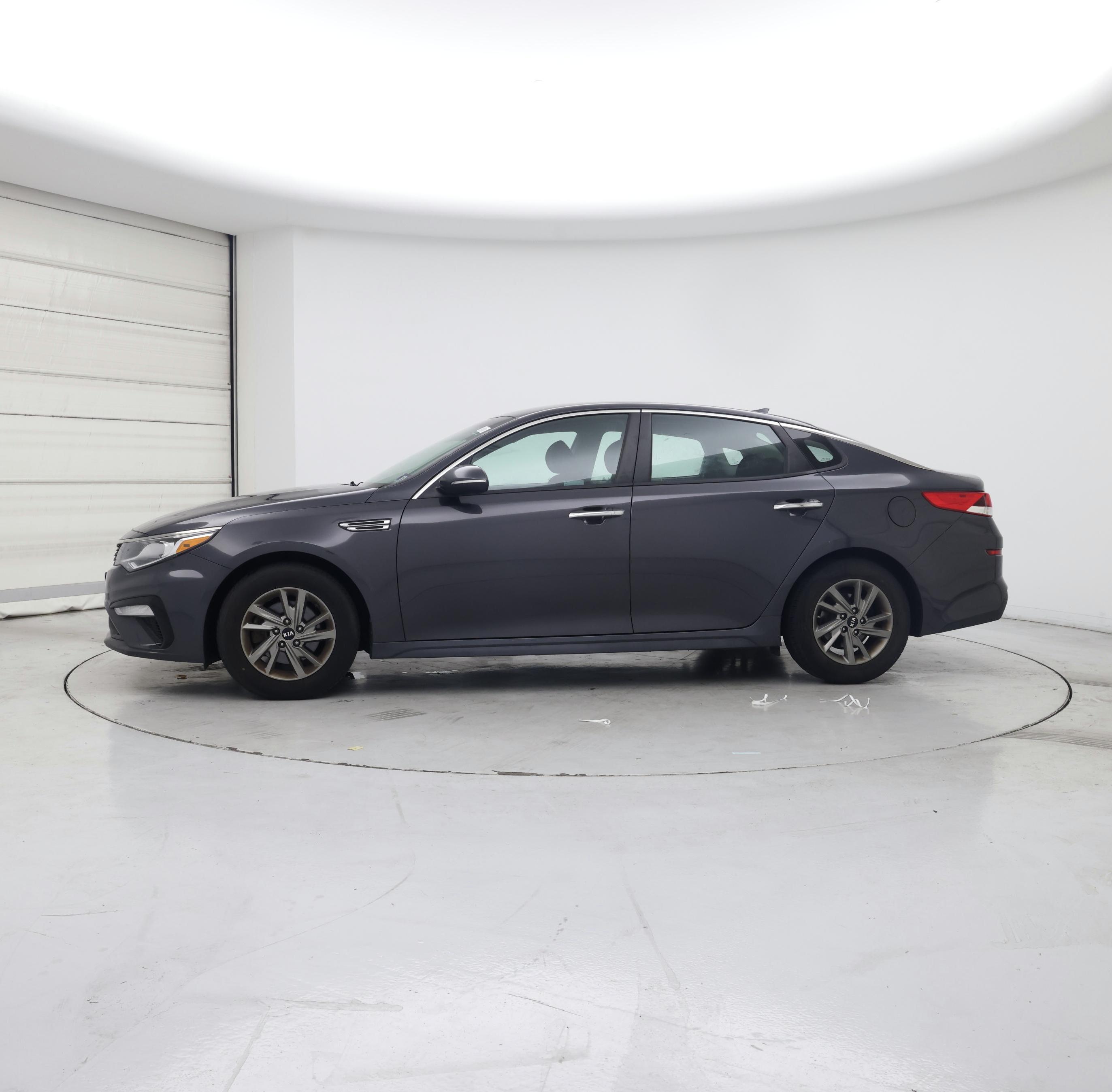 Thumbnail: 2019 Kia Optima - 3