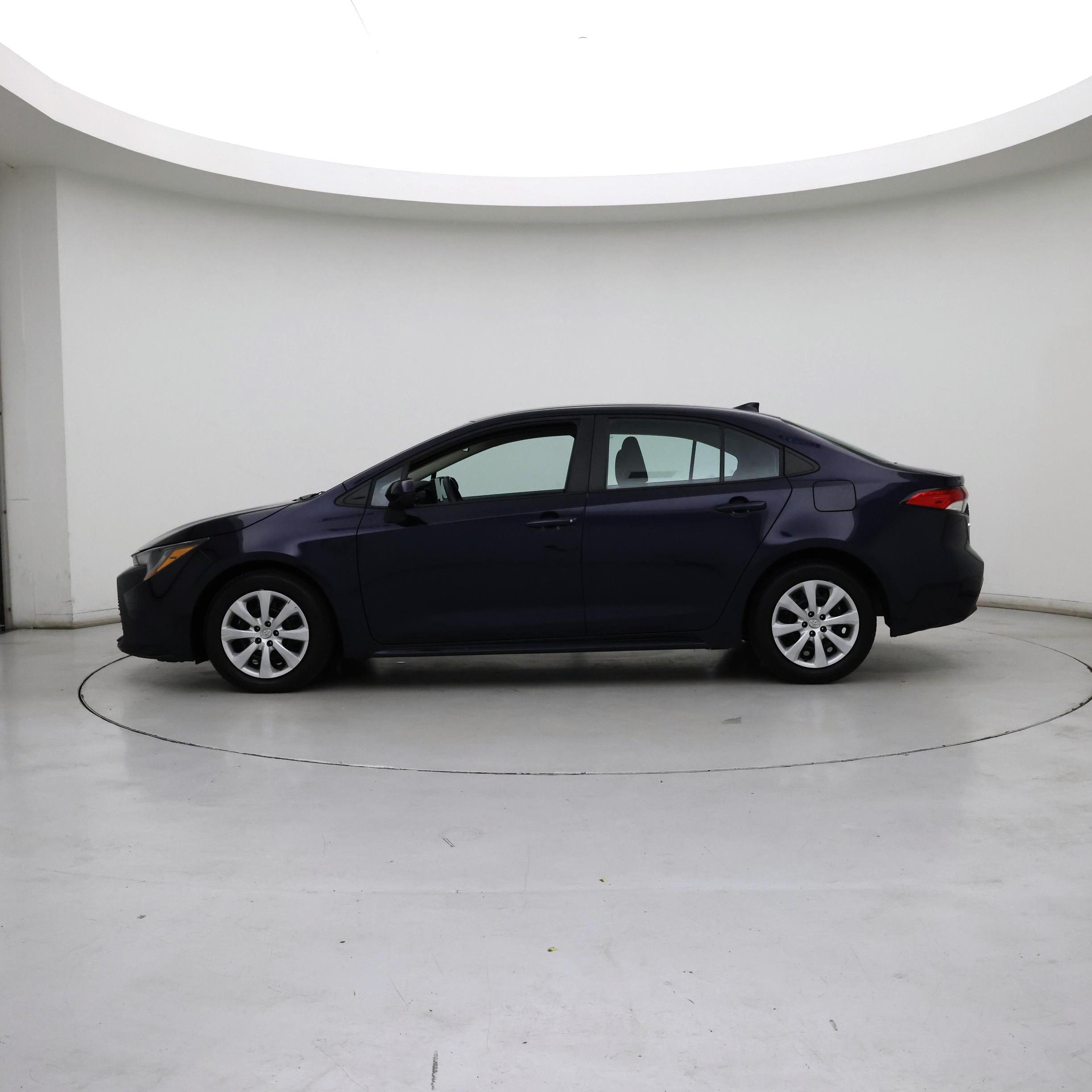 Thumbnail: 2023 Toyota Corolla - 3