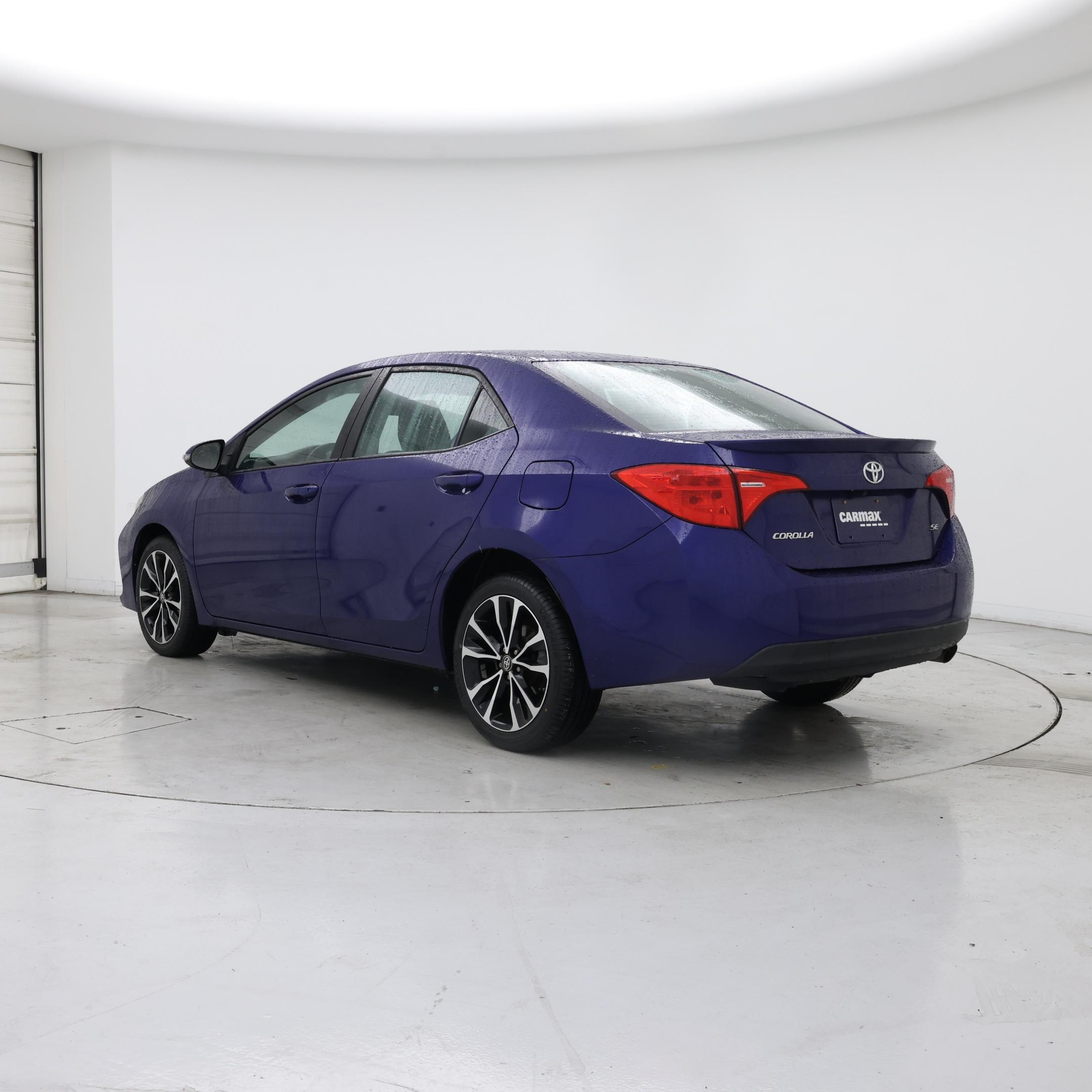 Thumbnail: 2017 Toyota Corolla - 2