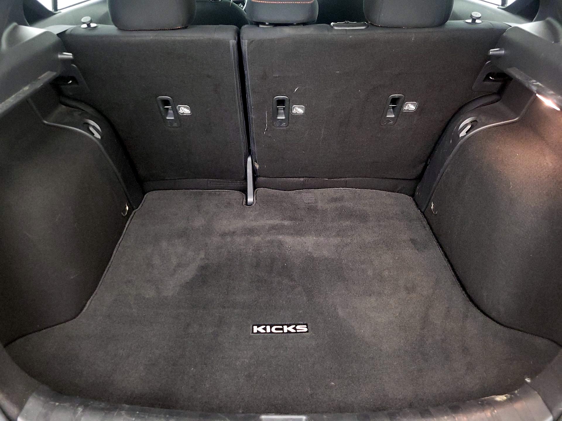 Thumbnail: 2021 Nissan Kicks - 19