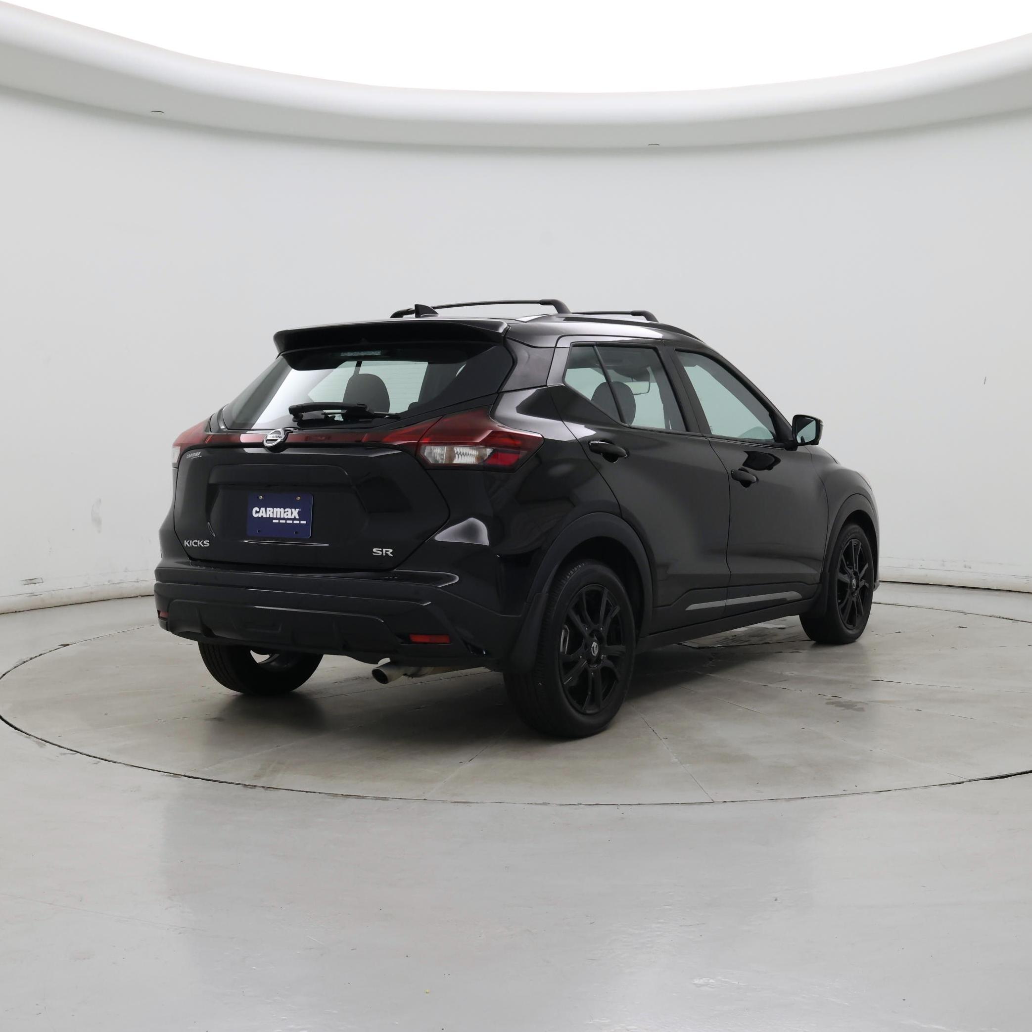 Thumbnail: 2021 Nissan Kicks - 8