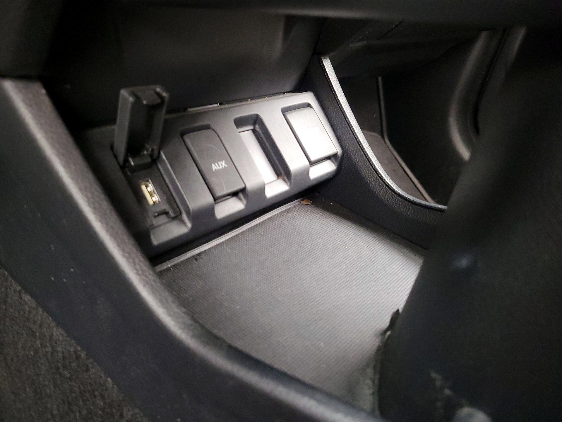 Thumbnail: 2018 Honda HR-V - 18