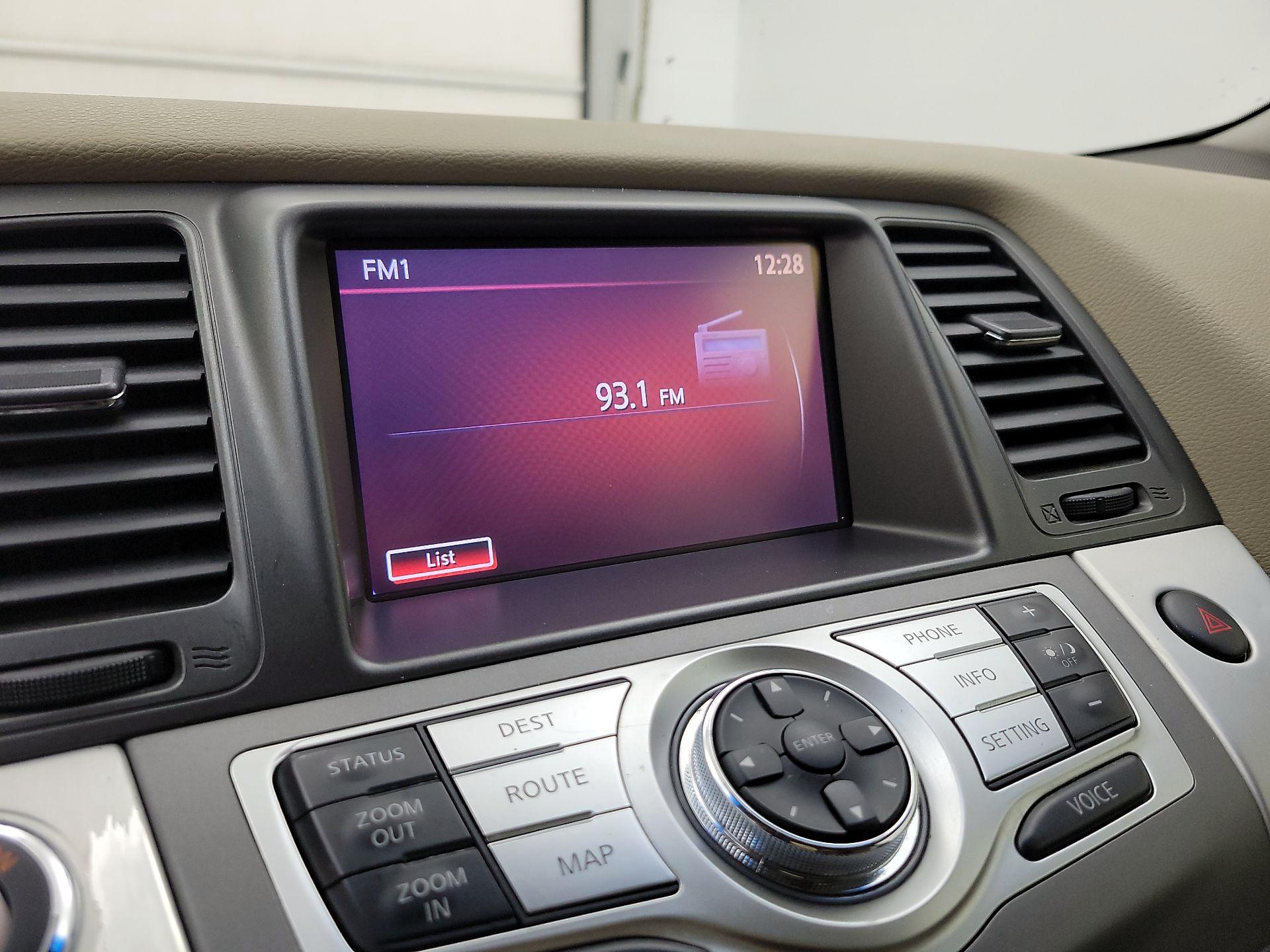 Thumbnail: 2014 Nissan Murano - 16