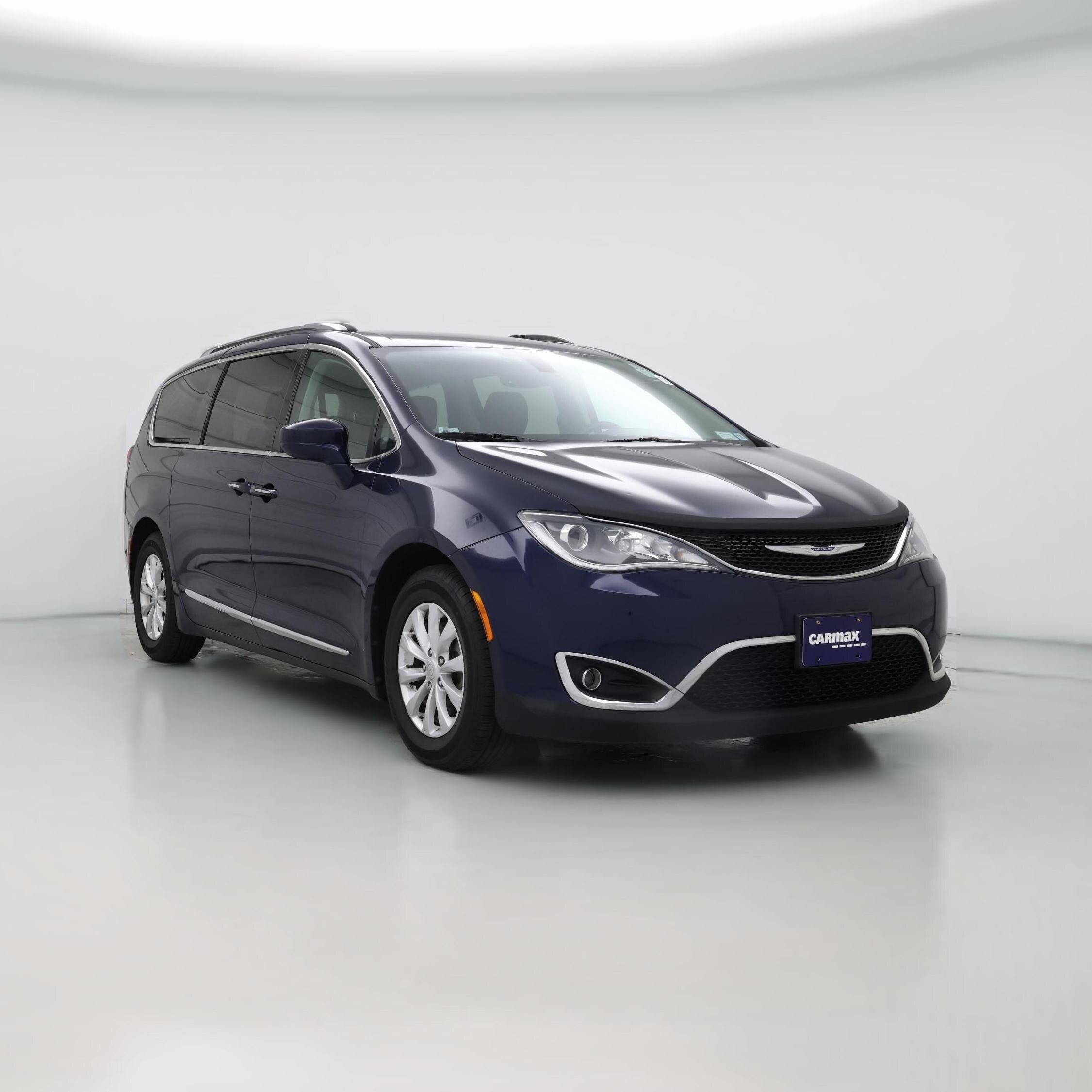 Thumbnail: 2019 Chrysler Pacifica - 1