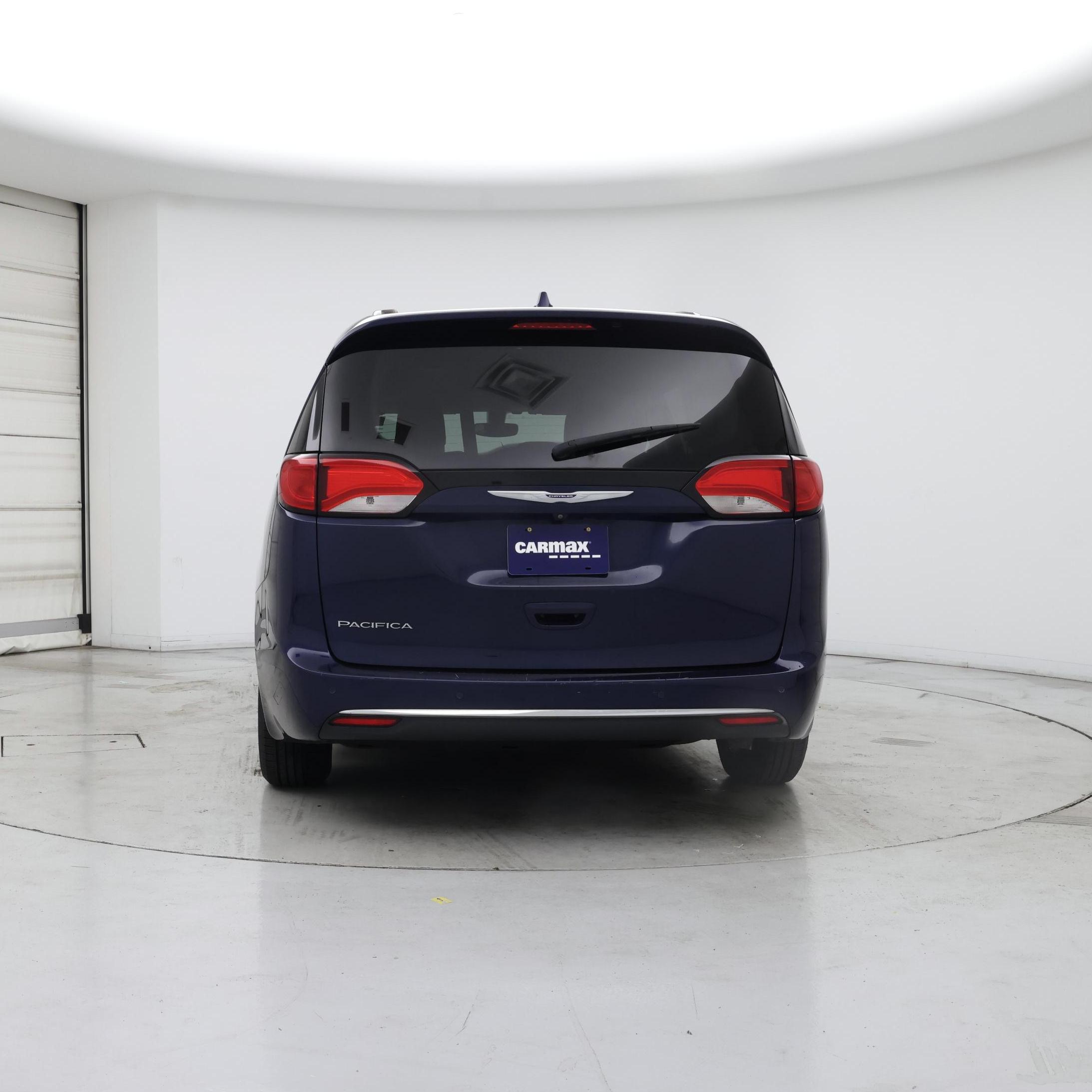 Thumbnail: 2019 Chrysler Pacifica - 6