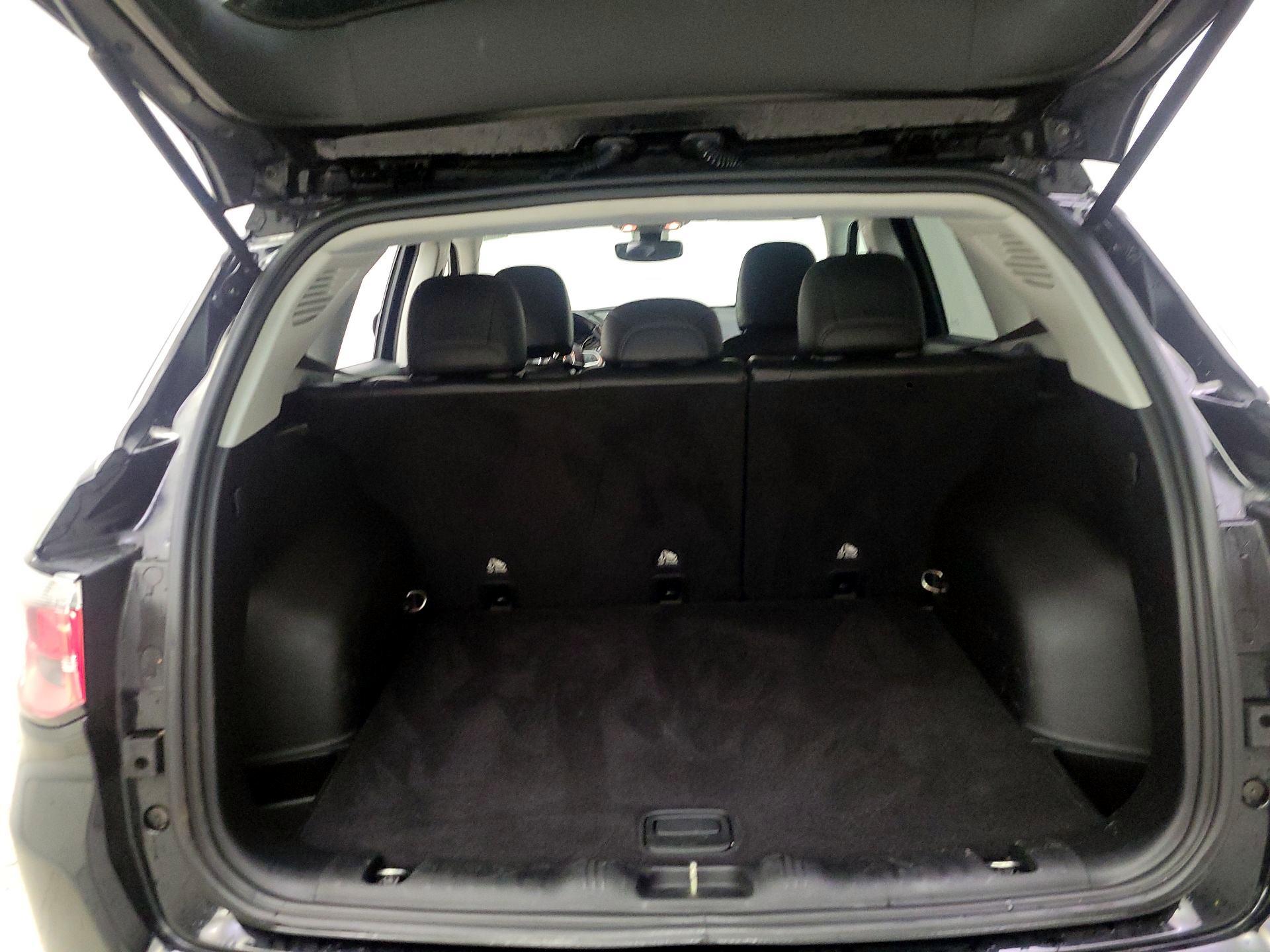 Thumbnail: 2020 Jeep Compass - 20