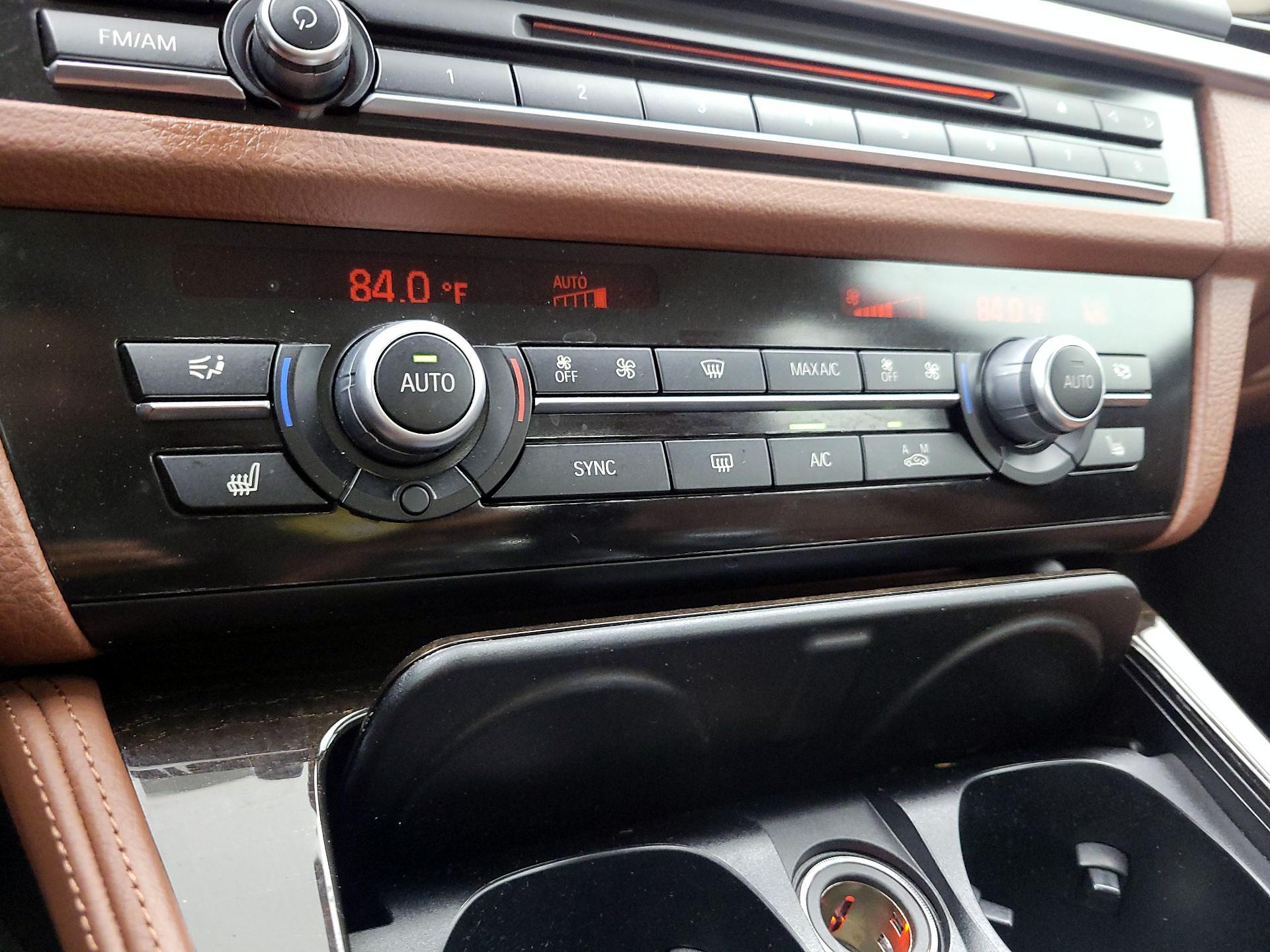 Thumbnail: 2015 BMW 5 Series - 16