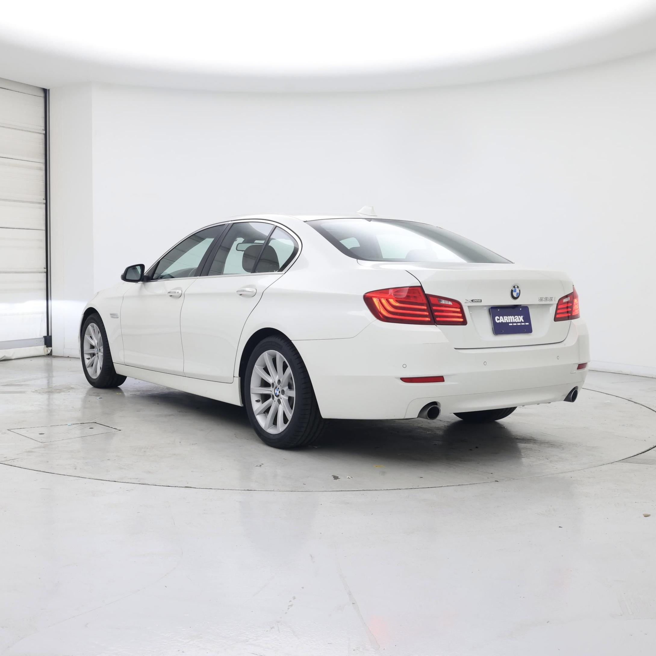 Thumbnail: 2015 BMW 5 Series - 2