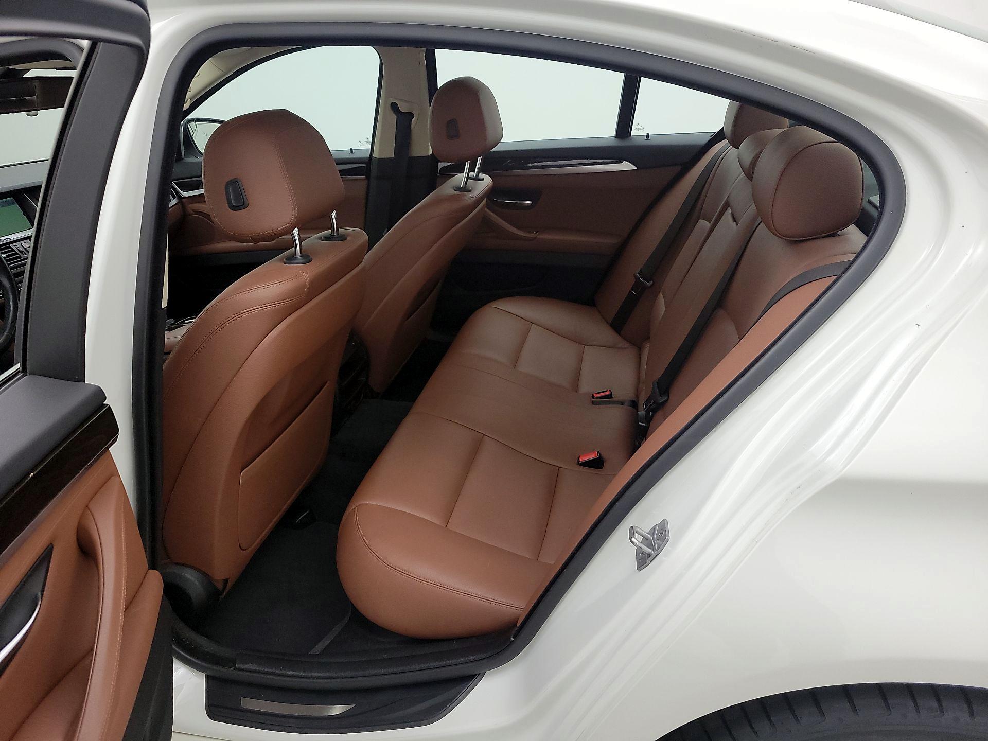 Thumbnail: 2015 BMW 5 Series - 20