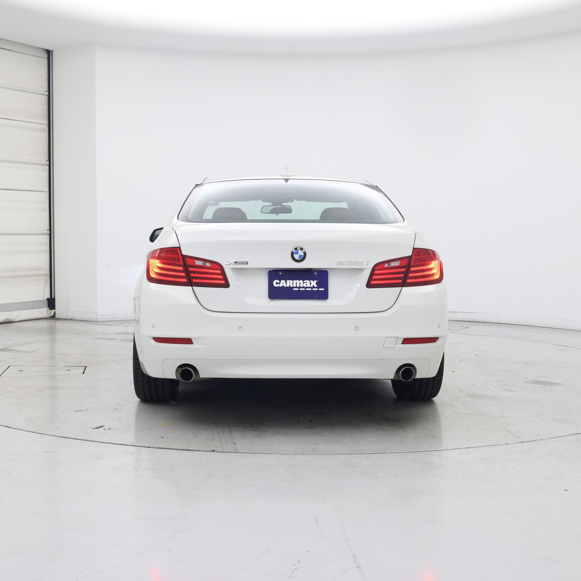 Thumbnail: 2015 BMW 5 Series - 6