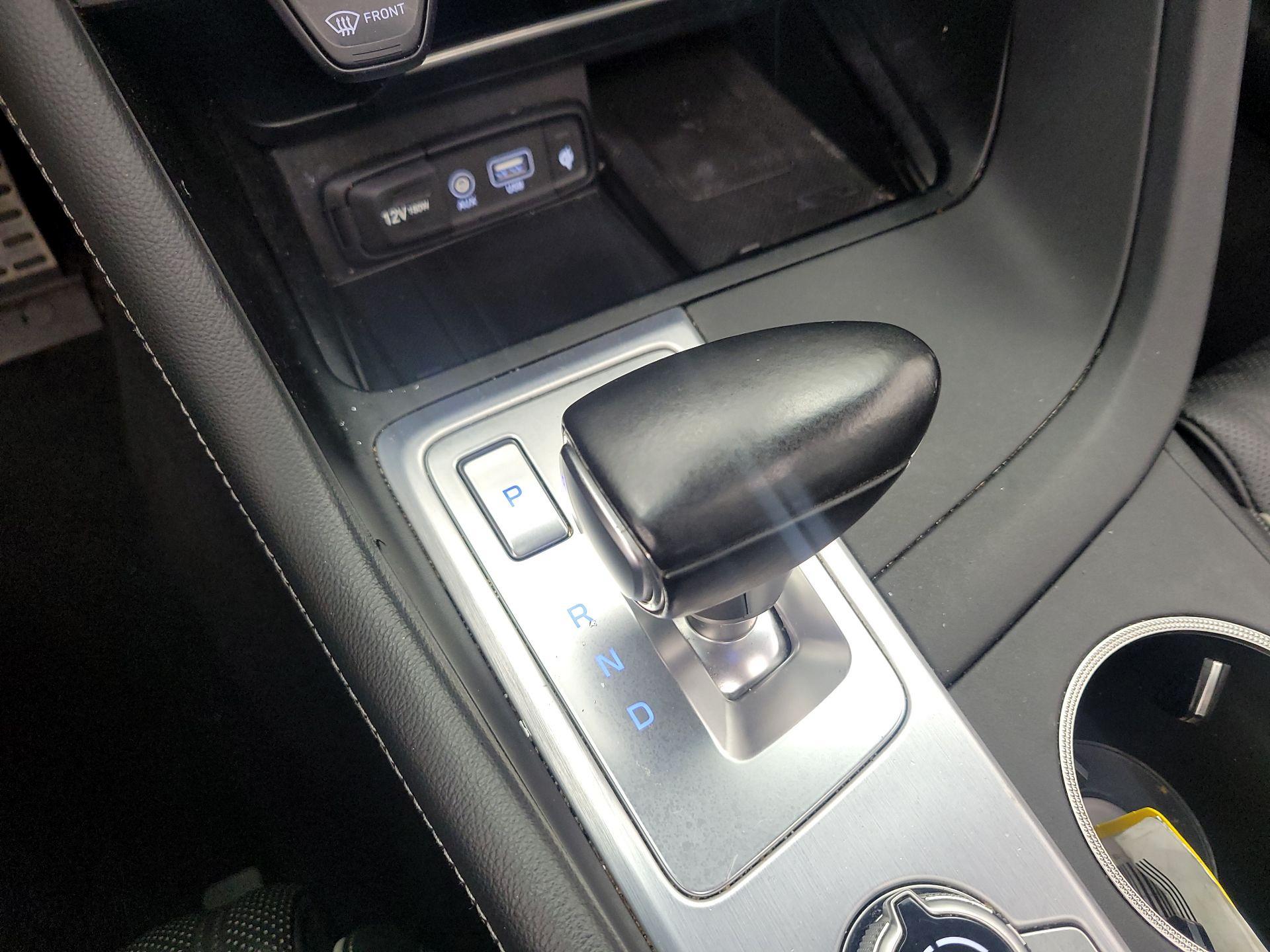 Thumbnail: 2019 Genesis G70 - 18