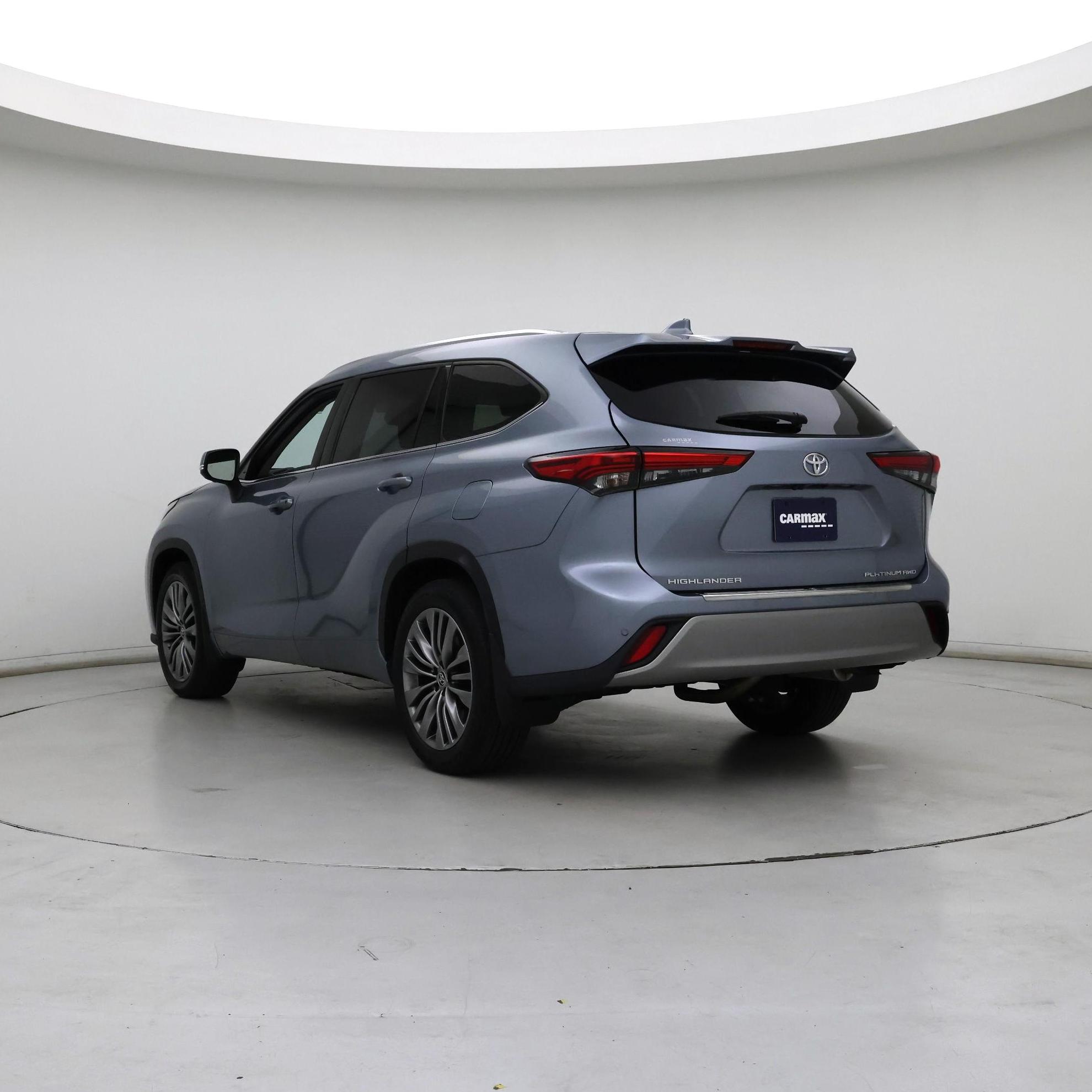 Thumbnail: 2020 Toyota Highlander - 2
