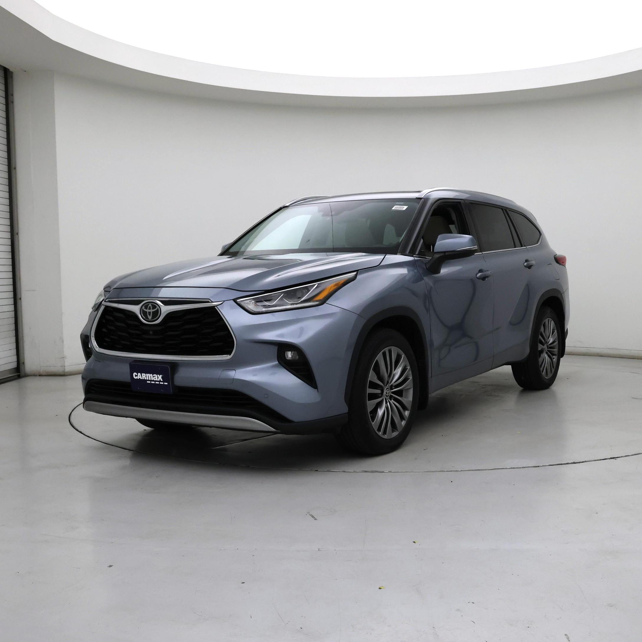 Thumbnail: 2020 Toyota Highlander - 4