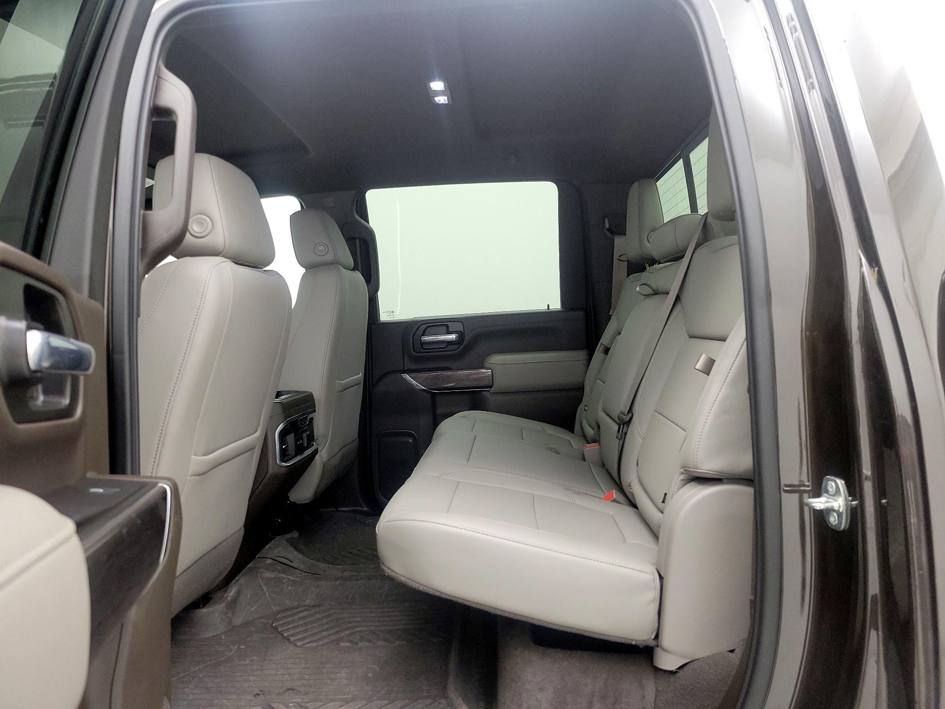 Thumbnail: 2020 Chevrolet Silverado 2500 - 17