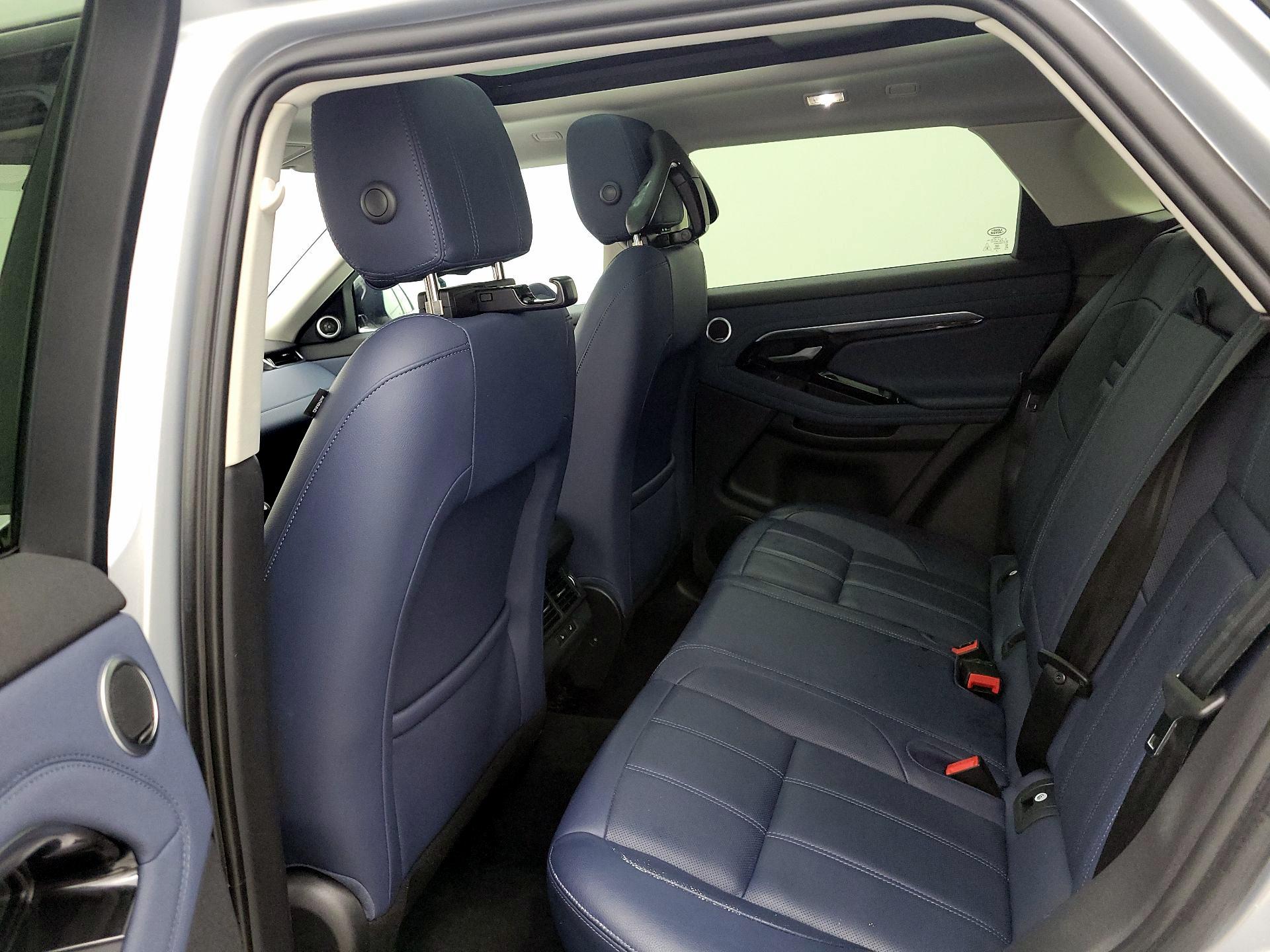 Thumbnail: 2020 Land Rover Range Rover Evoque - 19