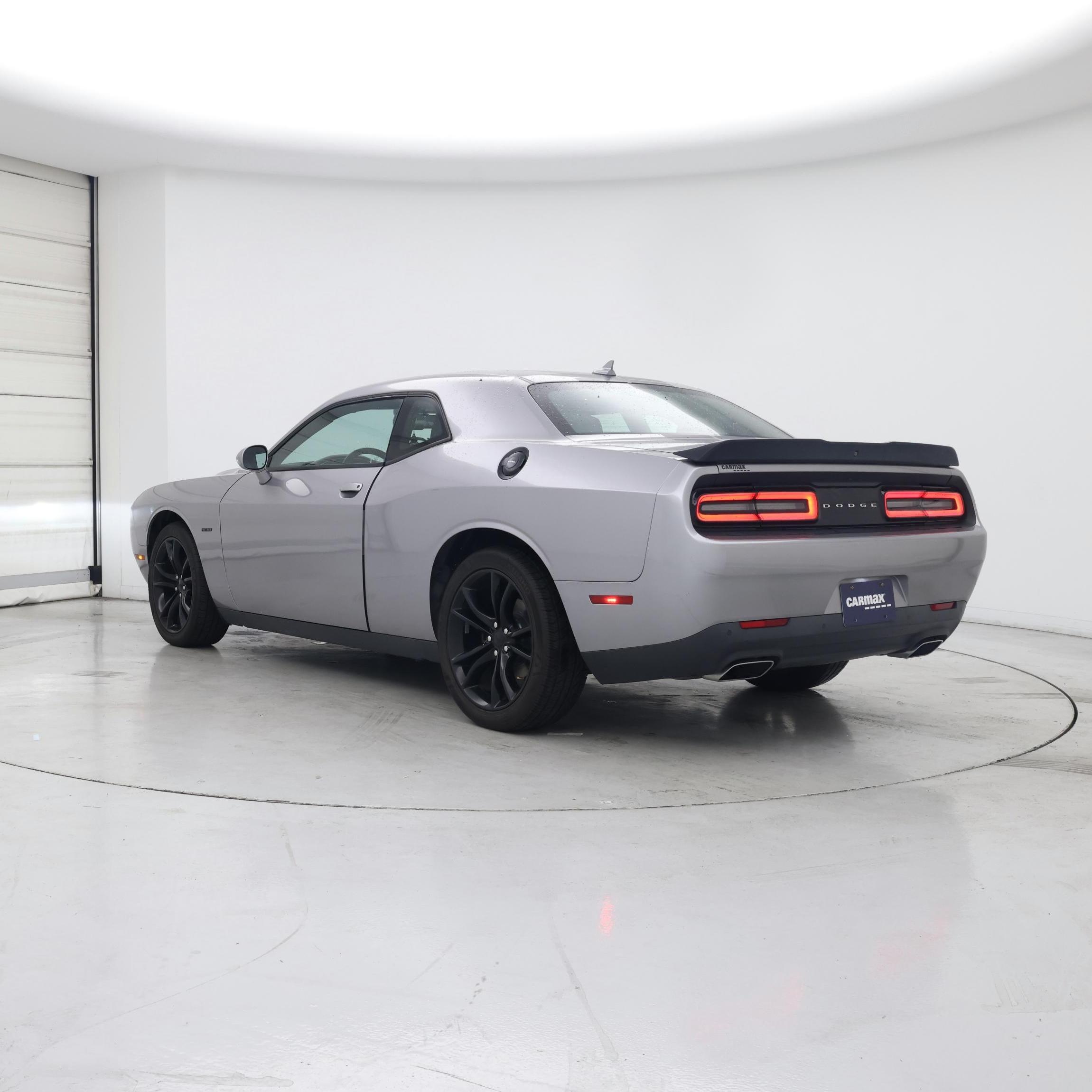 Thumbnail: 2016 Dodge Challenger - 2