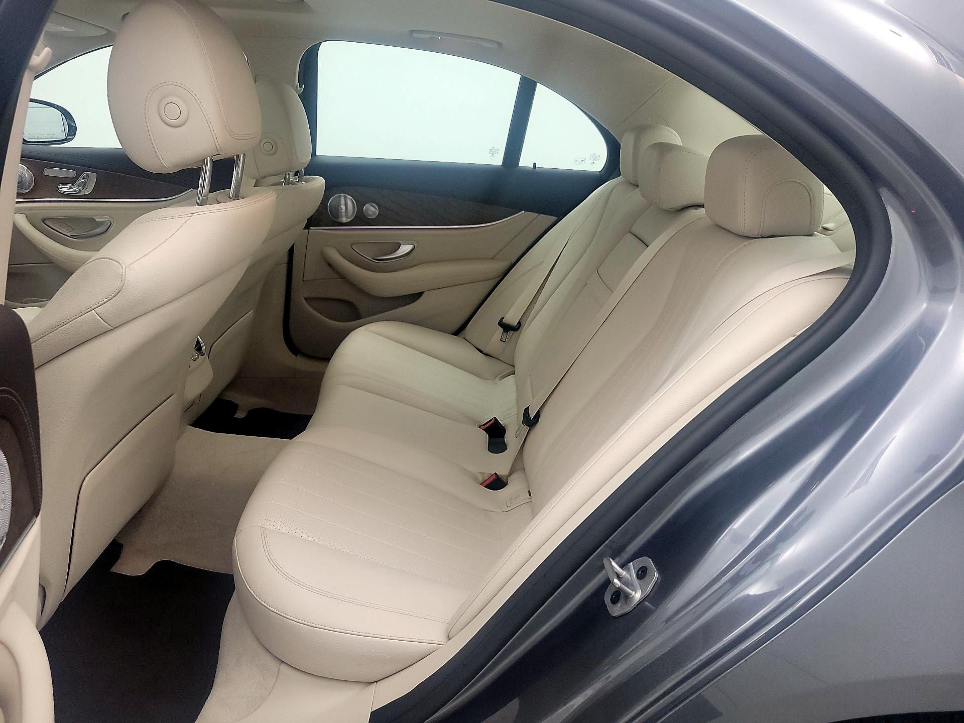 Thumbnail: 2020 Mercedes-Benz E-Class - 20