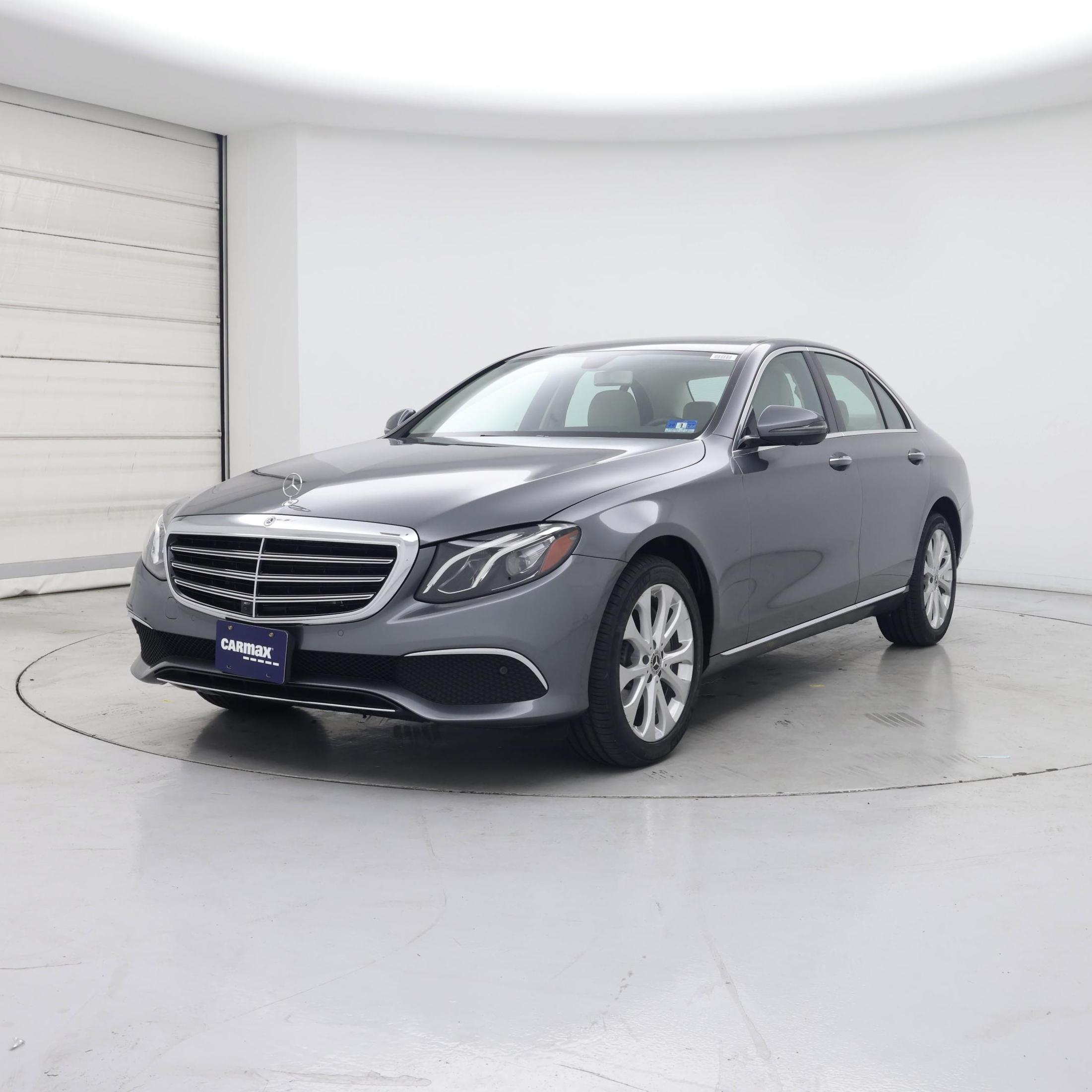 Thumbnail: 2020 Mercedes-Benz E-Class - 4