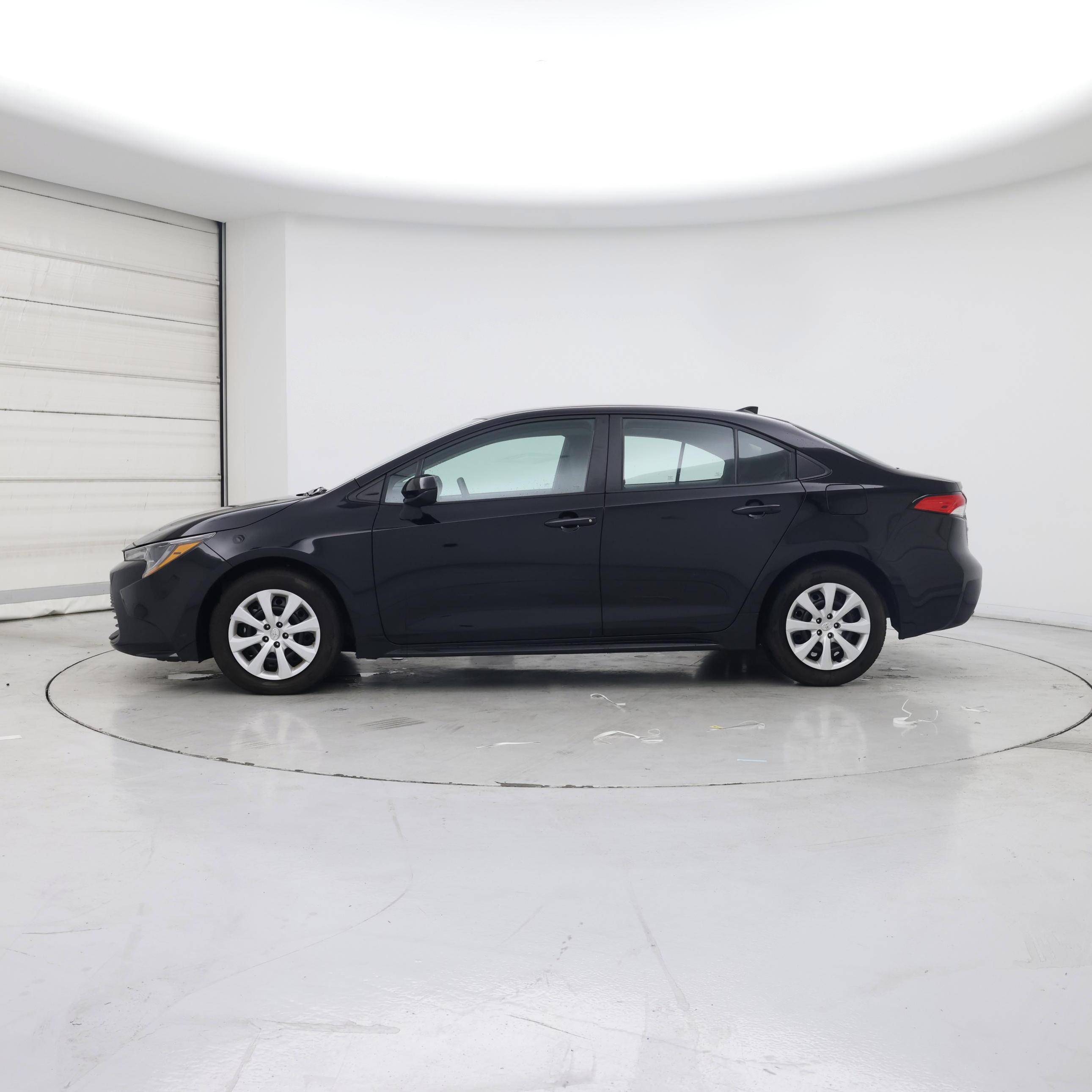 Thumbnail: 2024 Toyota Corolla - 3