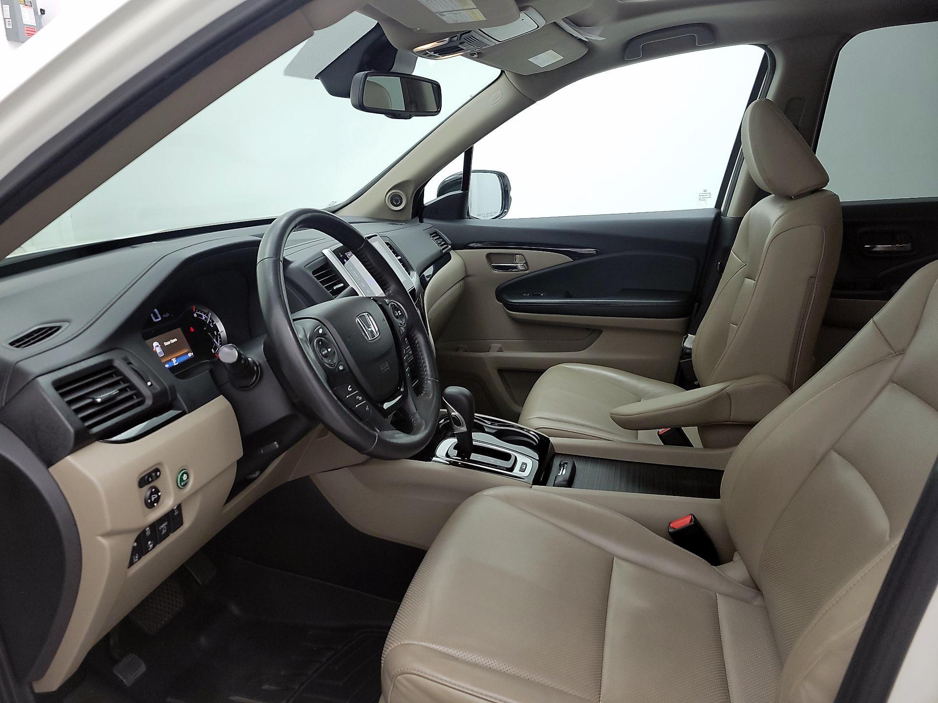 Thumbnail: 2019 Honda Ridgeline - 11