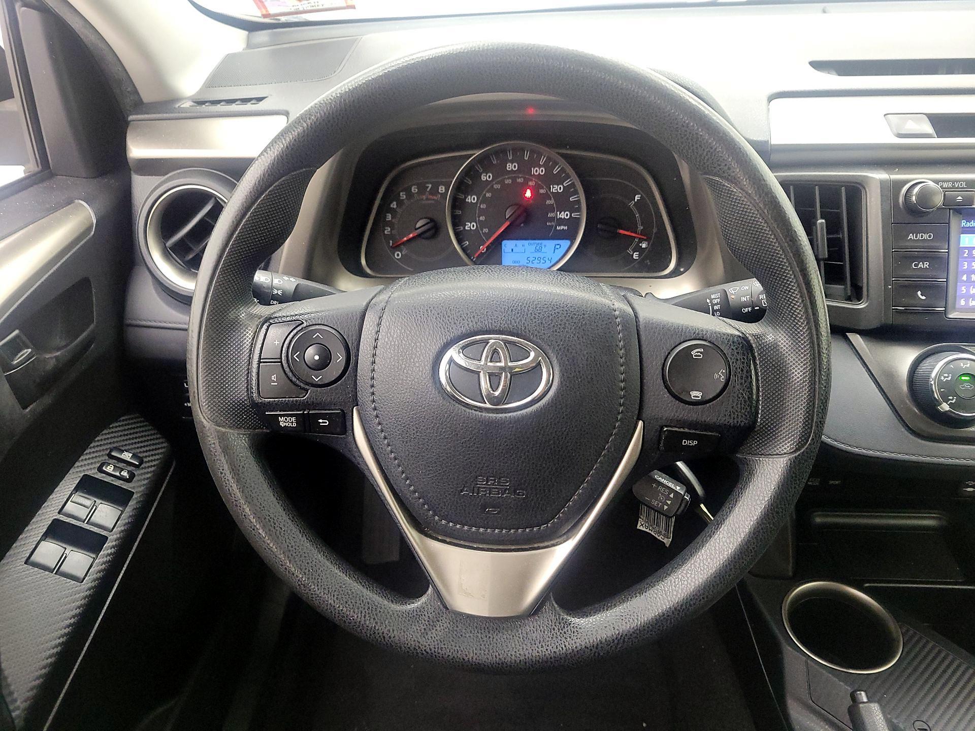 Thumbnail: 2015 Toyota RAV4 - 10
