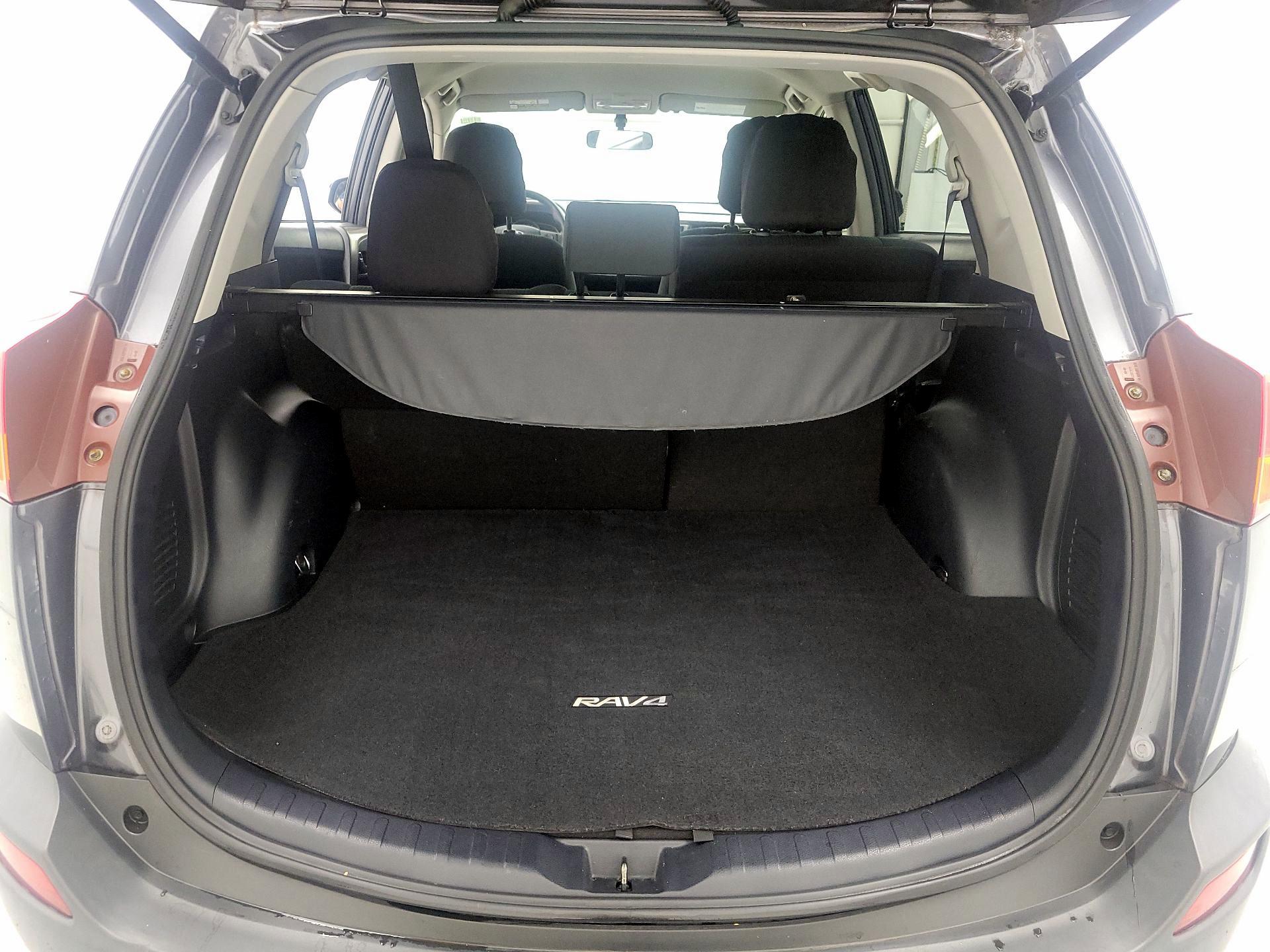Thumbnail: 2015 Toyota RAV4 - 20