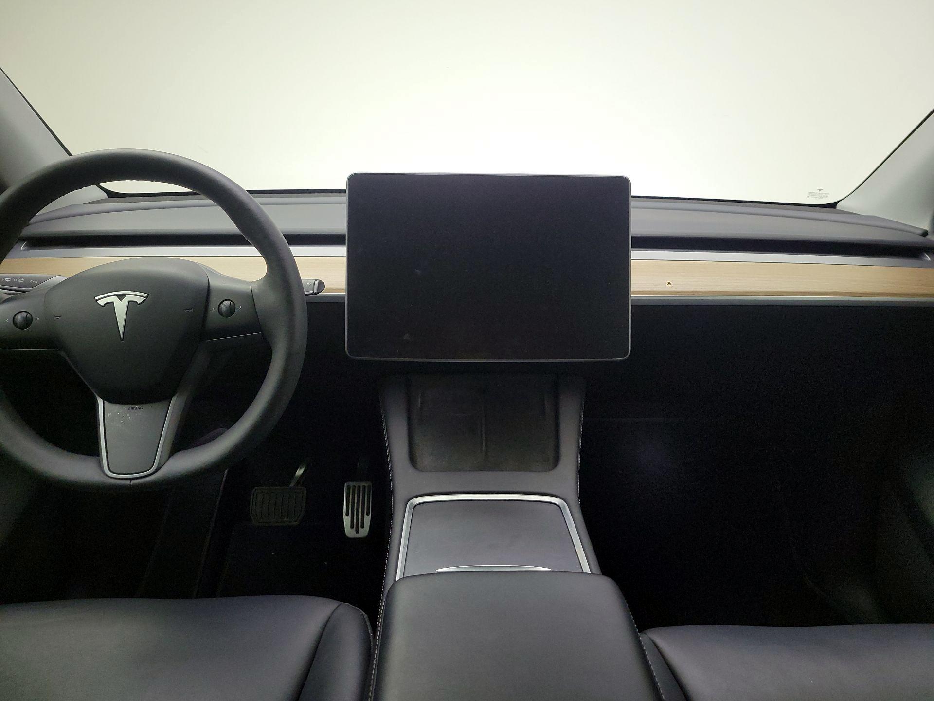 Thumbnail: 2023 Tesla Model Y - 9