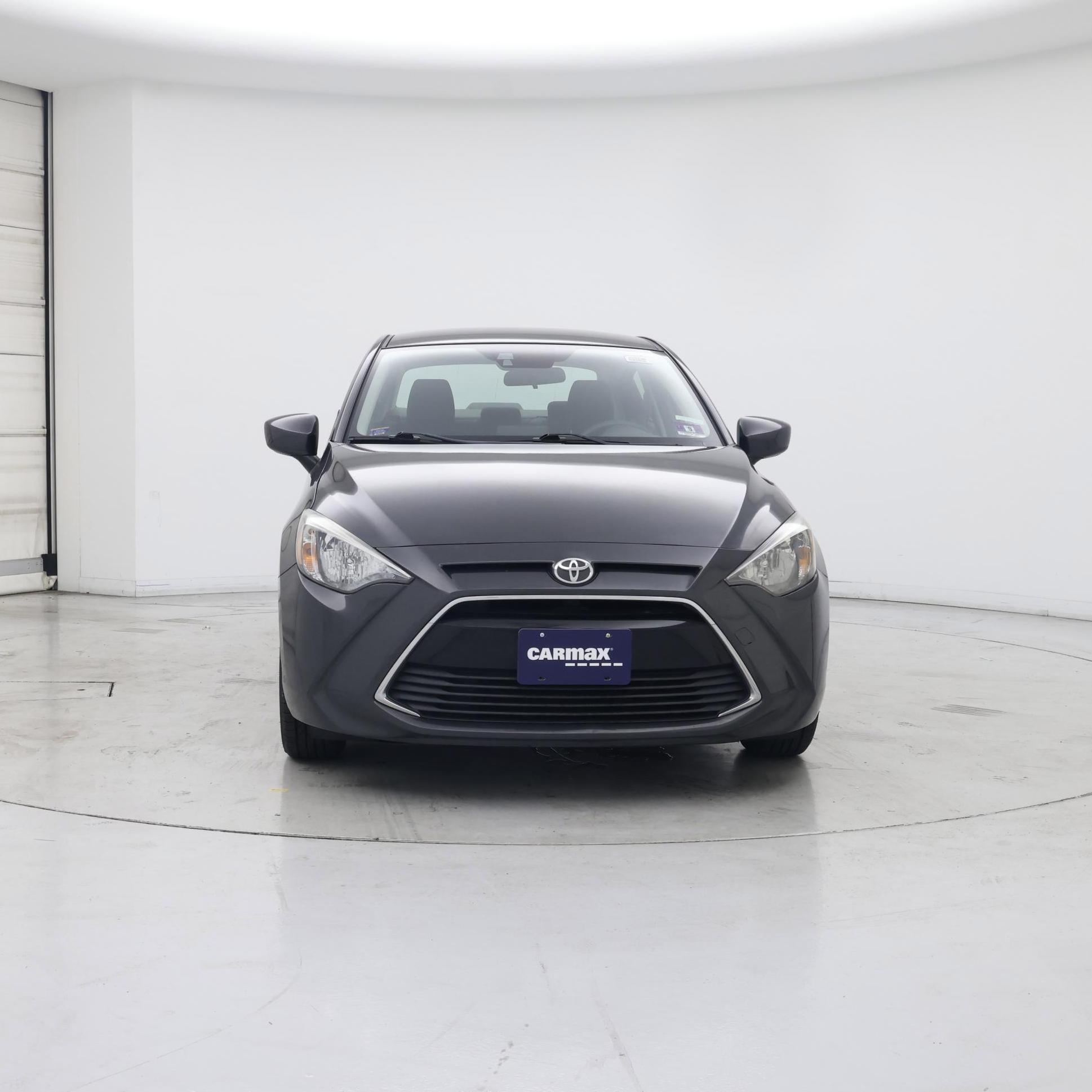 Thumbnail: 2017 Toyota Yaris iA - 5