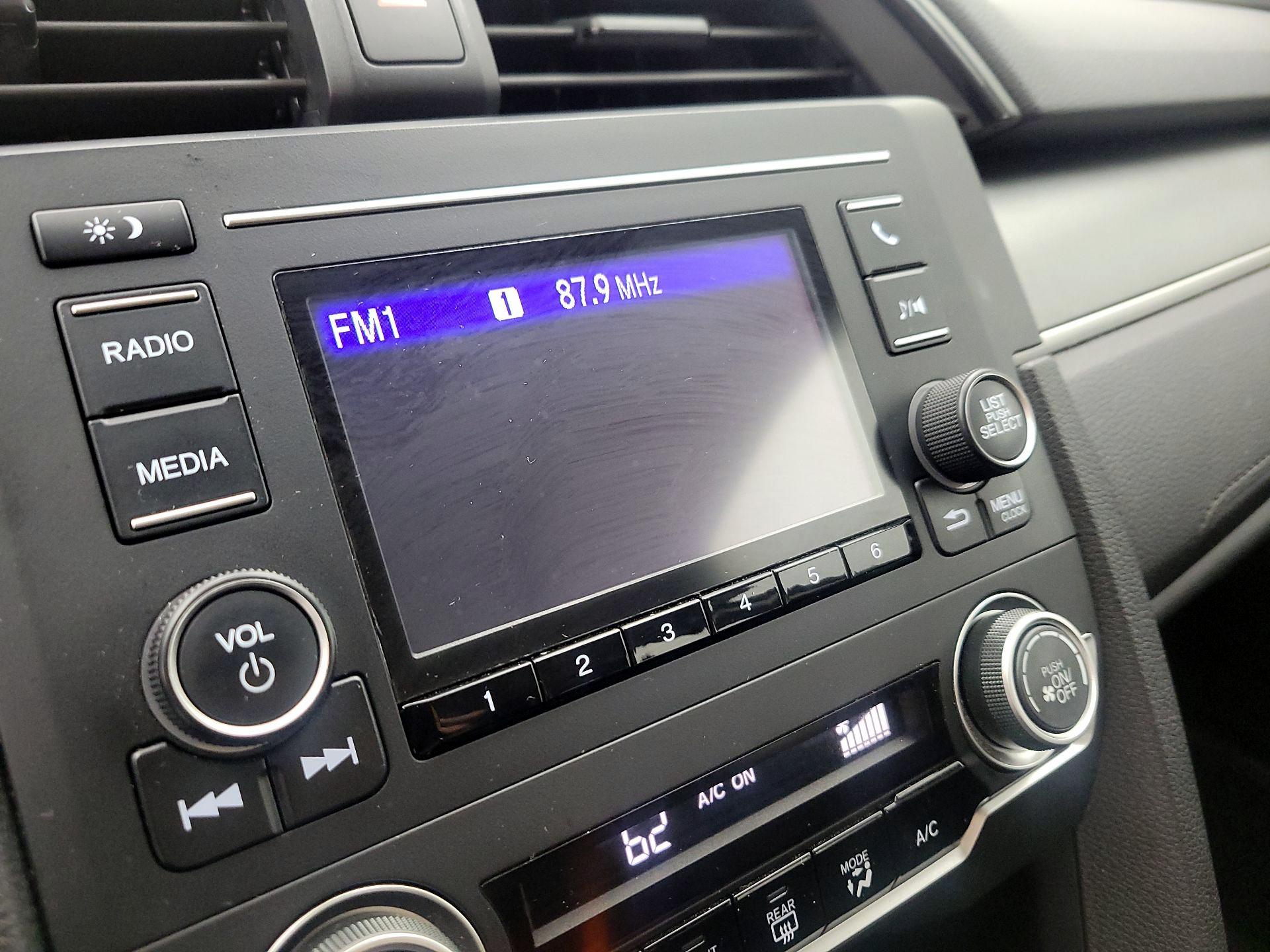 Thumbnail: 2016 Honda Civic - 14